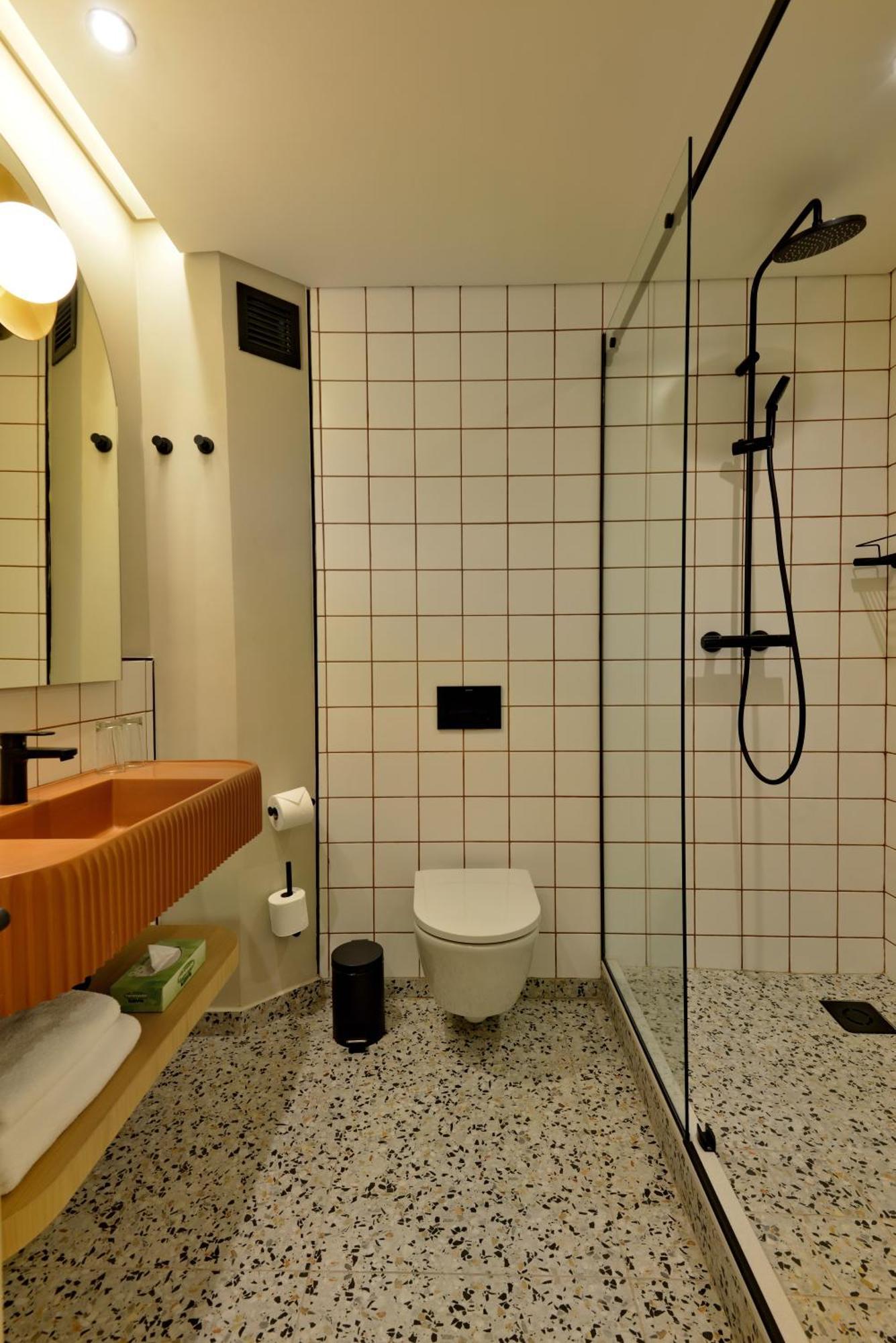 Twin Room - Non Smoking