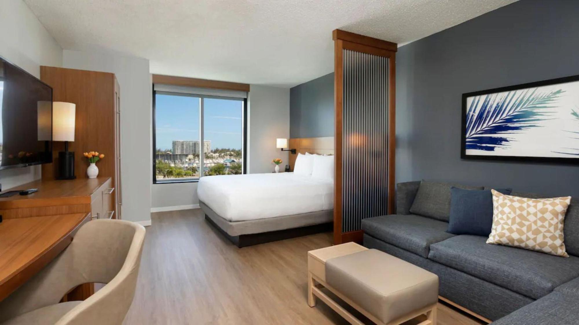 King Room with Sofa bed and Bay View,1527097678:JPEG