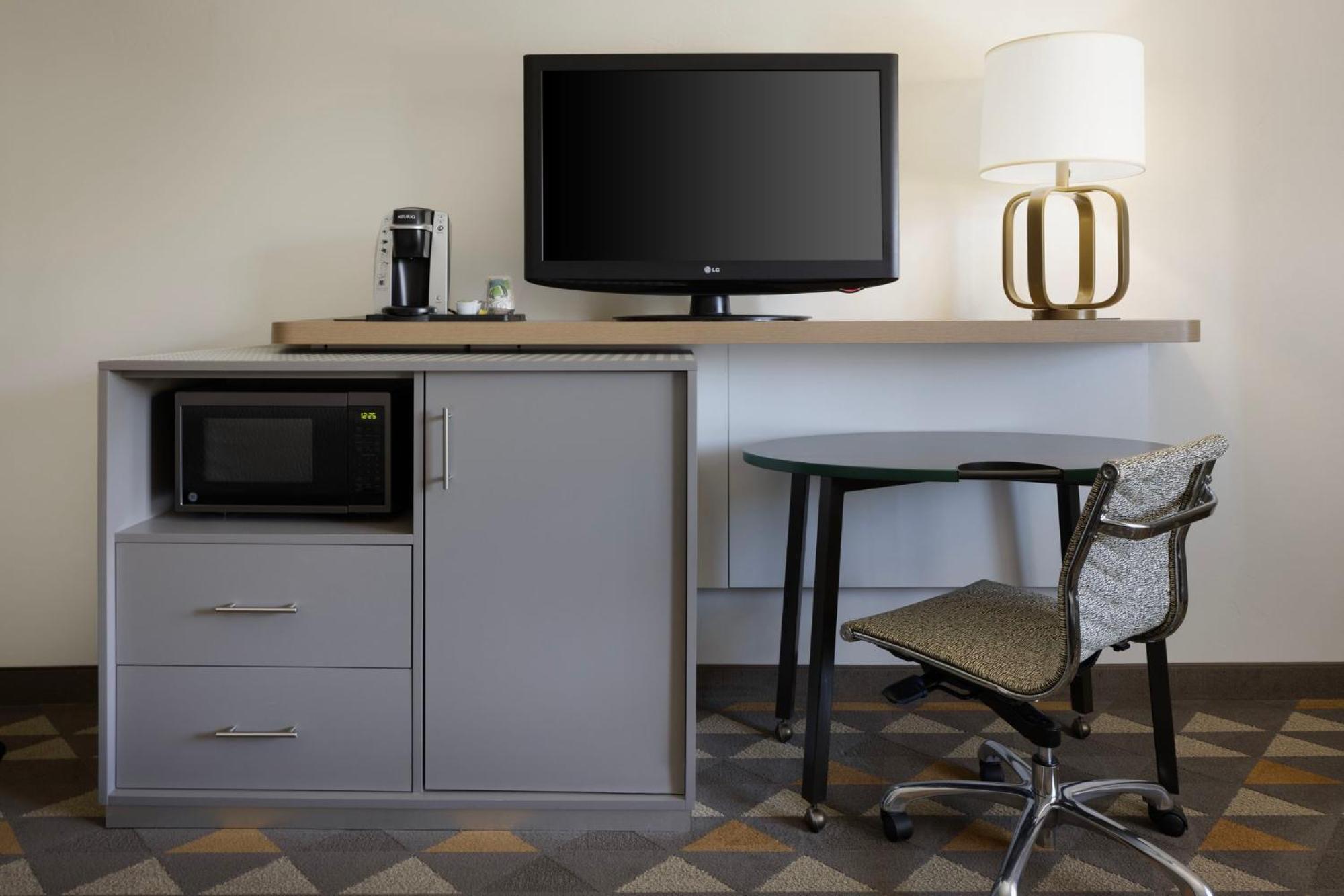 Standard King Room - Pet Friendly,1530179149:JPEG