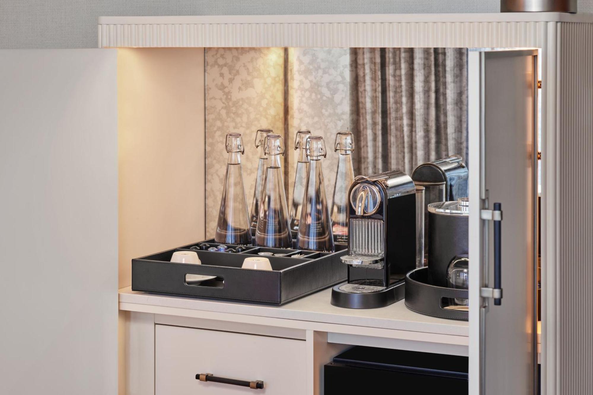 Mountain View - One-Bedroom Suite