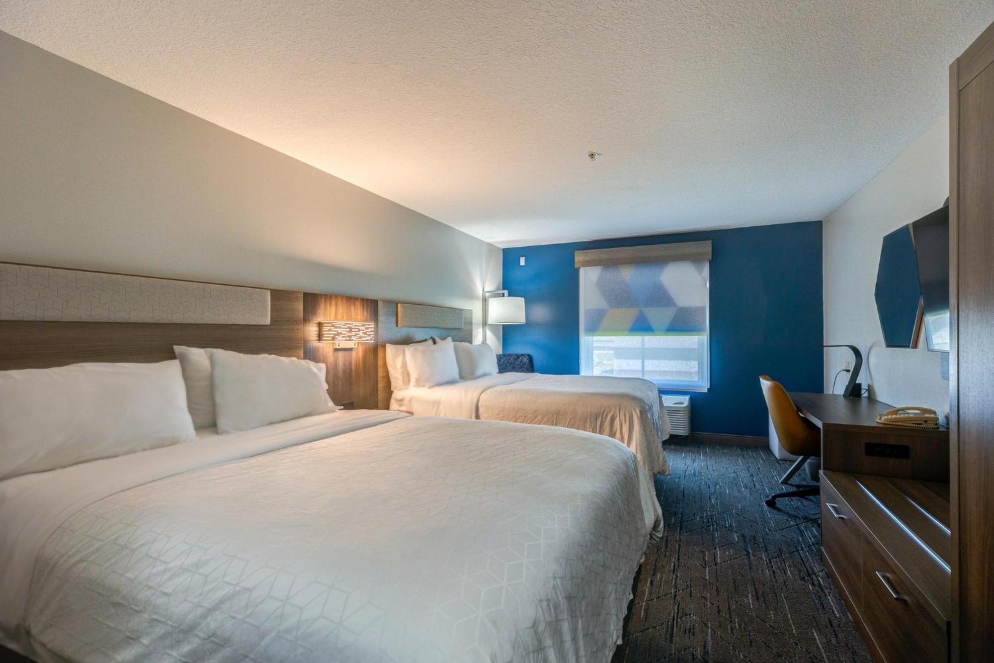 Suite with Two Queen Beds