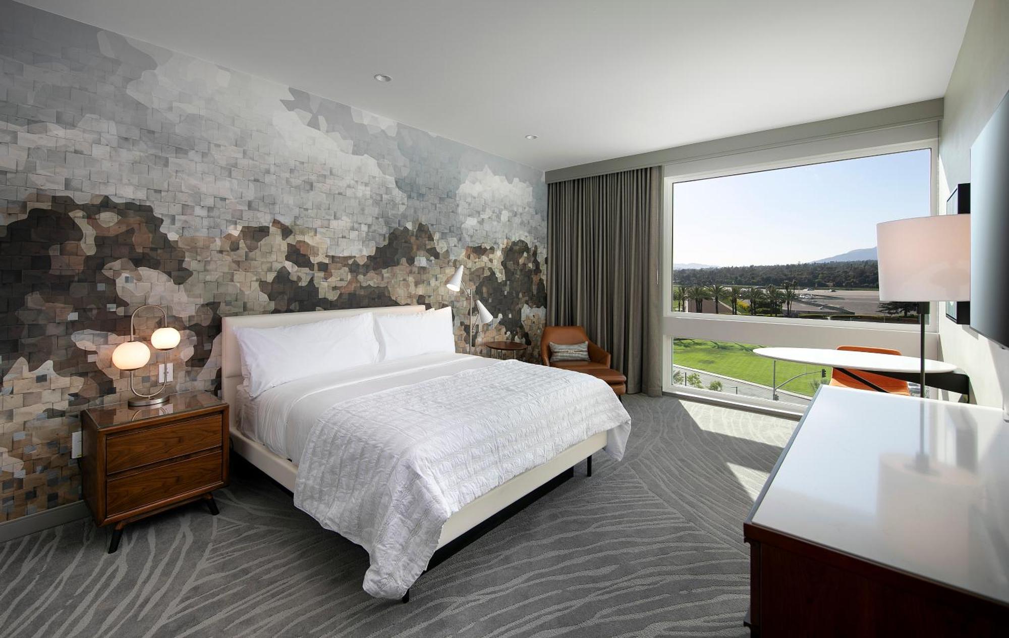 Classic Guest room with 1 King