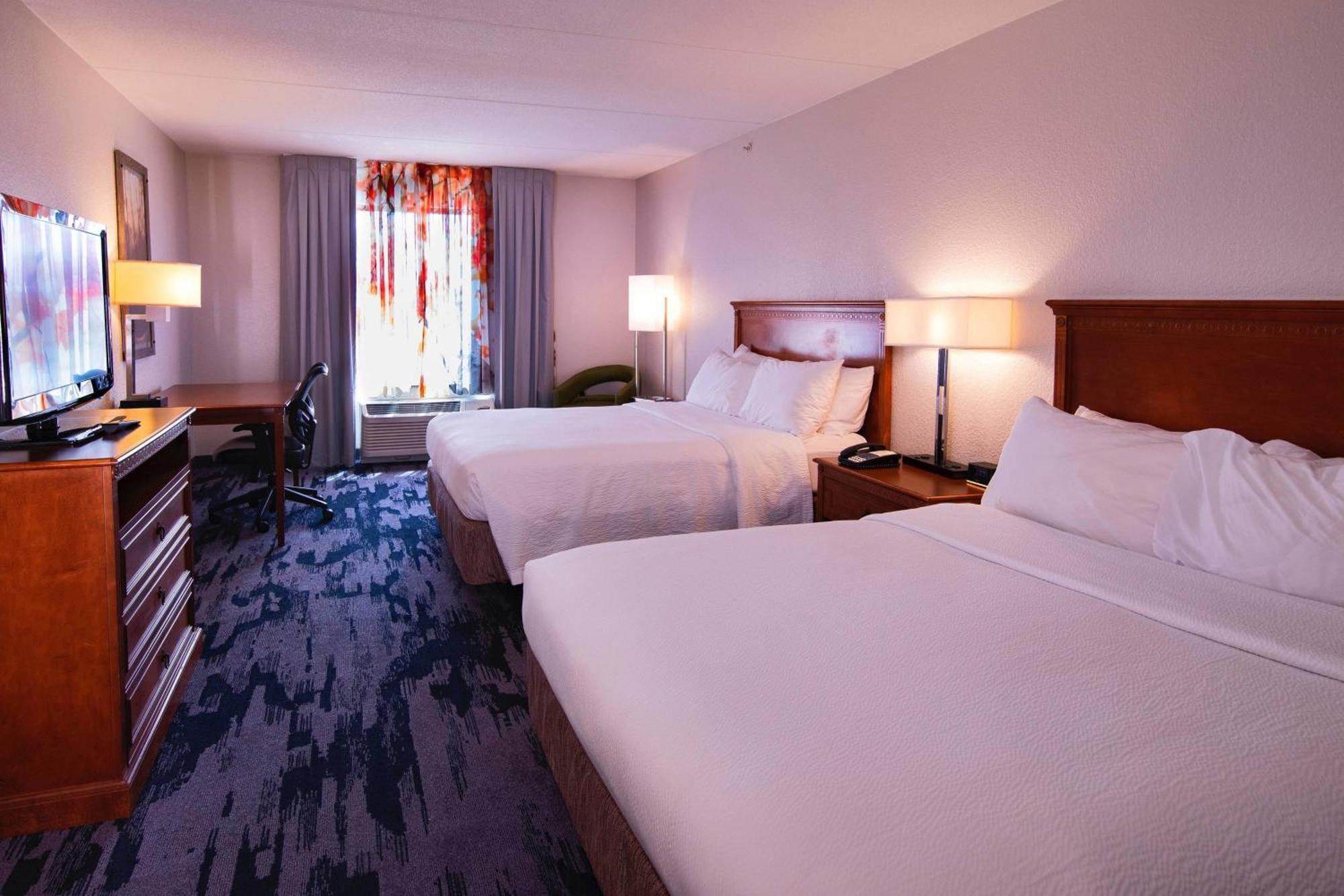Queen Room with Two Queen Beds and Adapted Tub - Mobility and Hearing Accessible