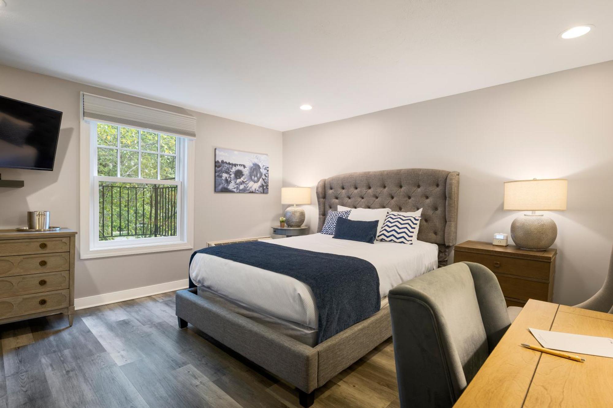 Queen Room