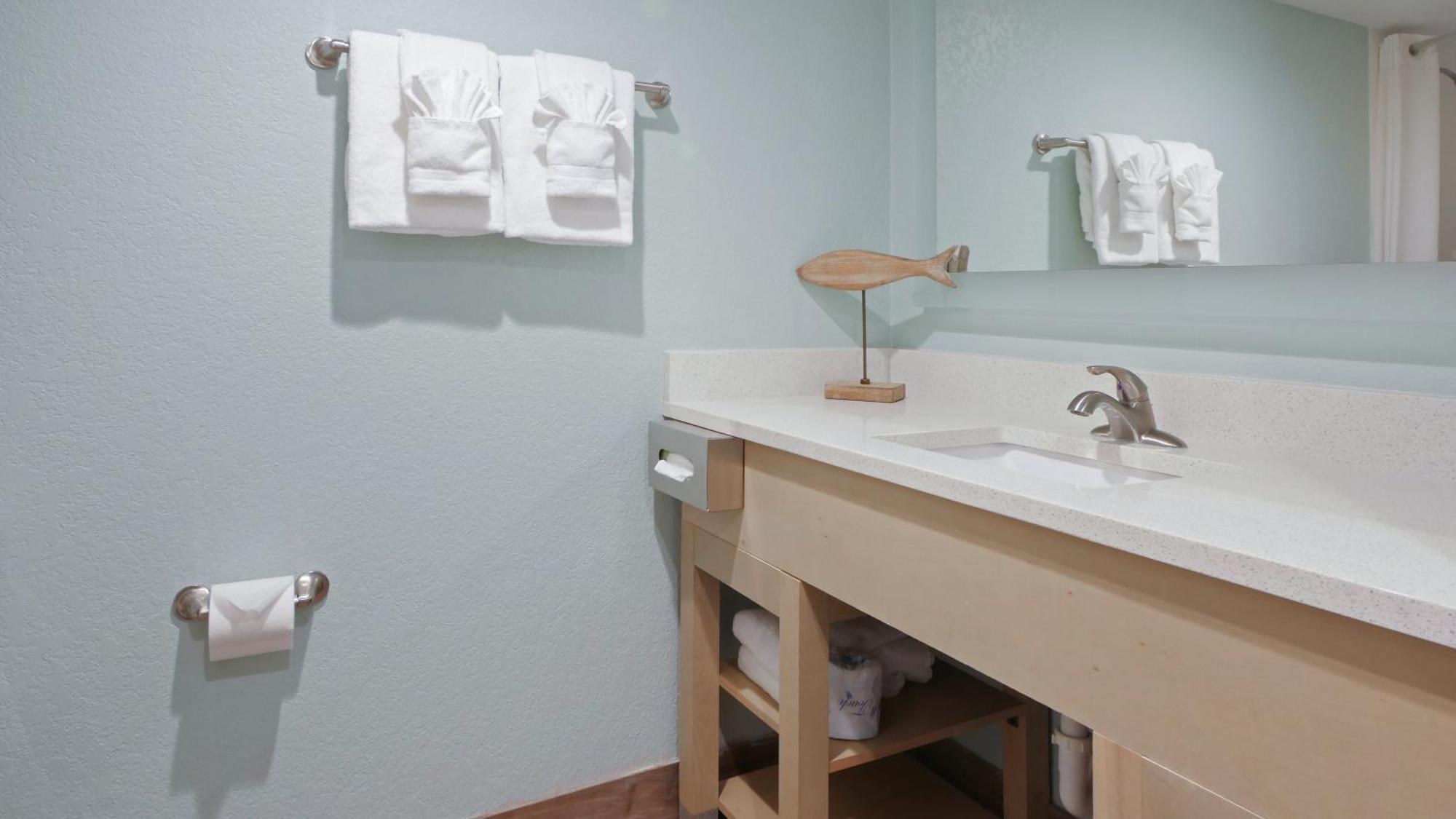 King Room Oceanfront with Balcony,1537350409:JPEG