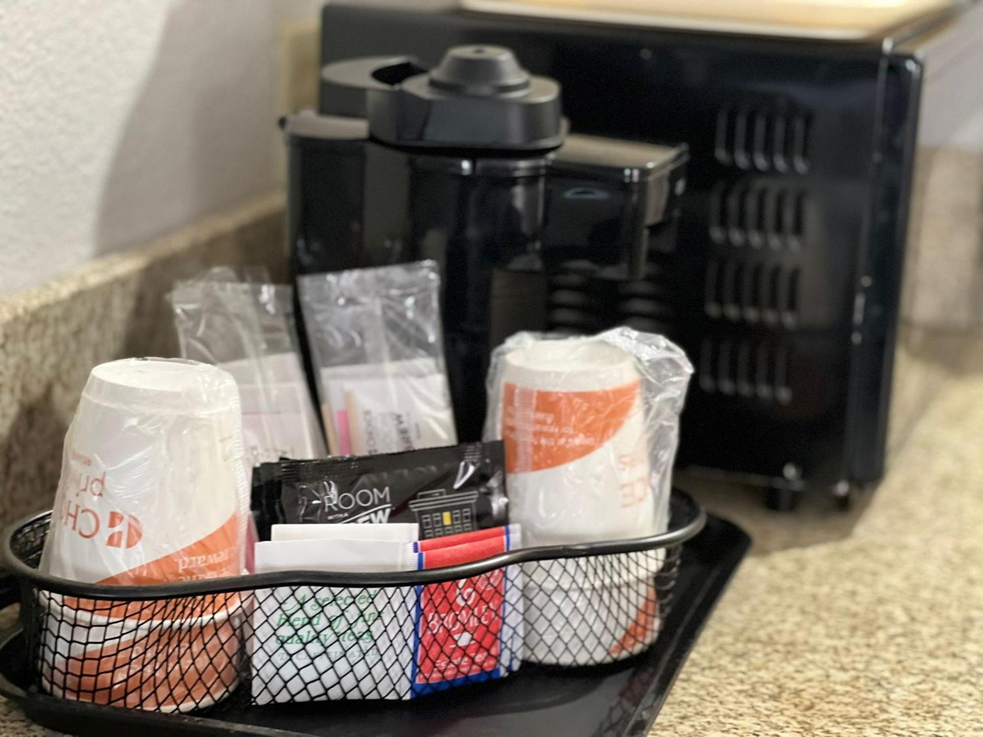 Double Suite with Two Double Beds - Non Smoking,1537602307:JPEG