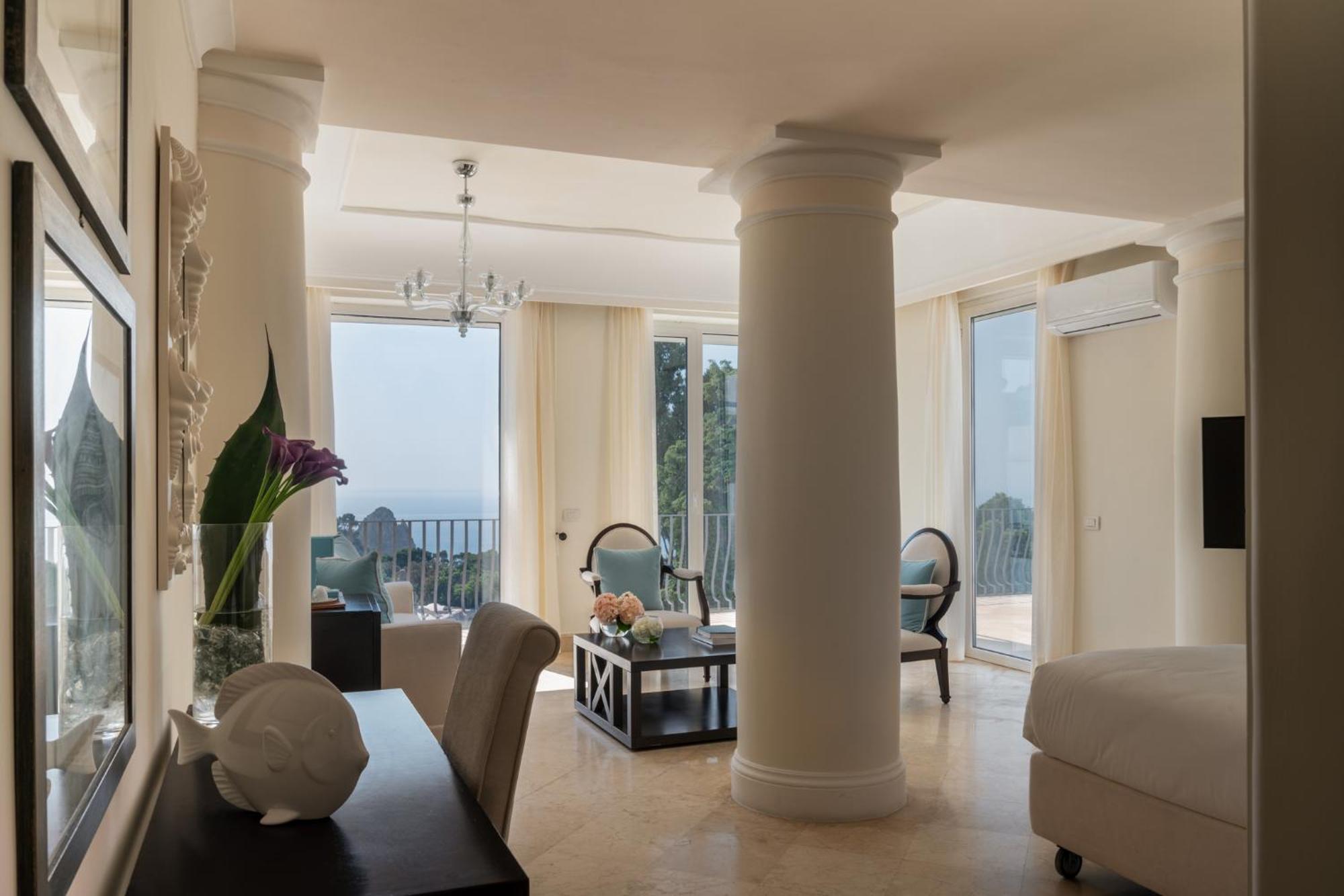 Two bedroom Suite Sea View with Terrace