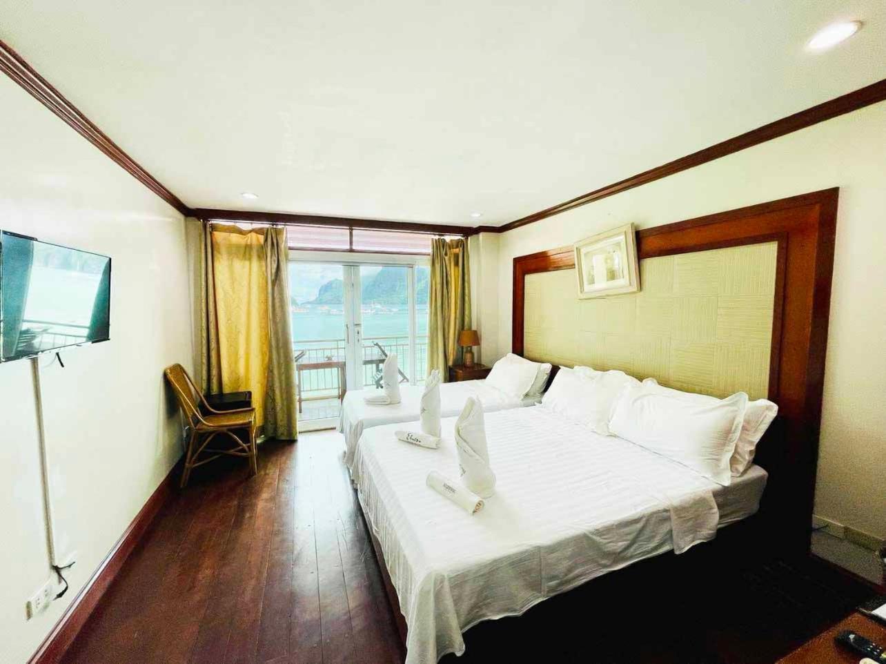 Family Room with Sea View,1540072129:JPEG