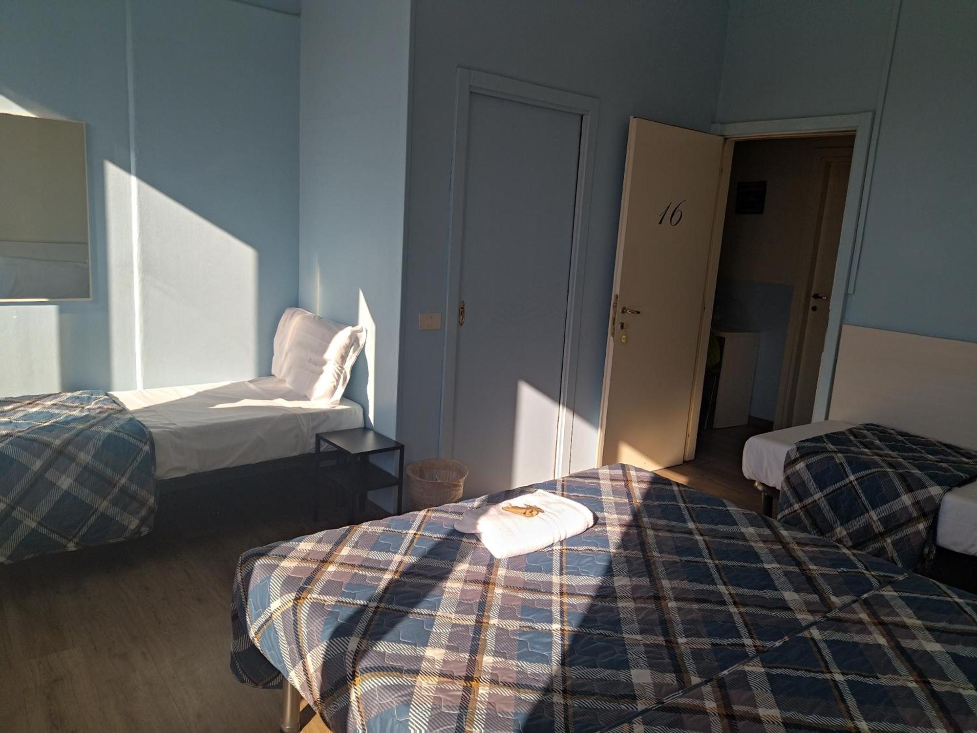 Triple Room with Bathroom