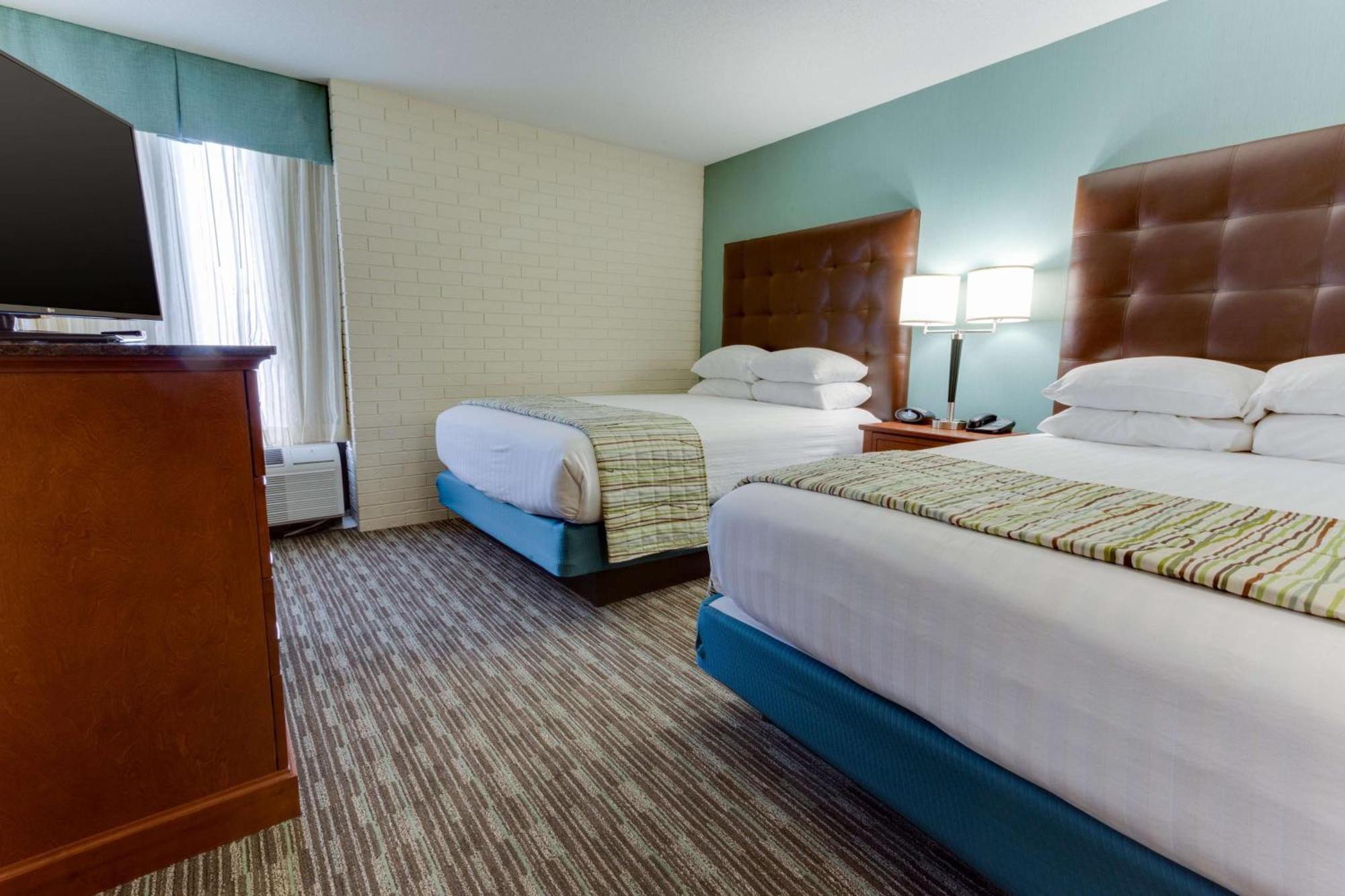 Queen Suite