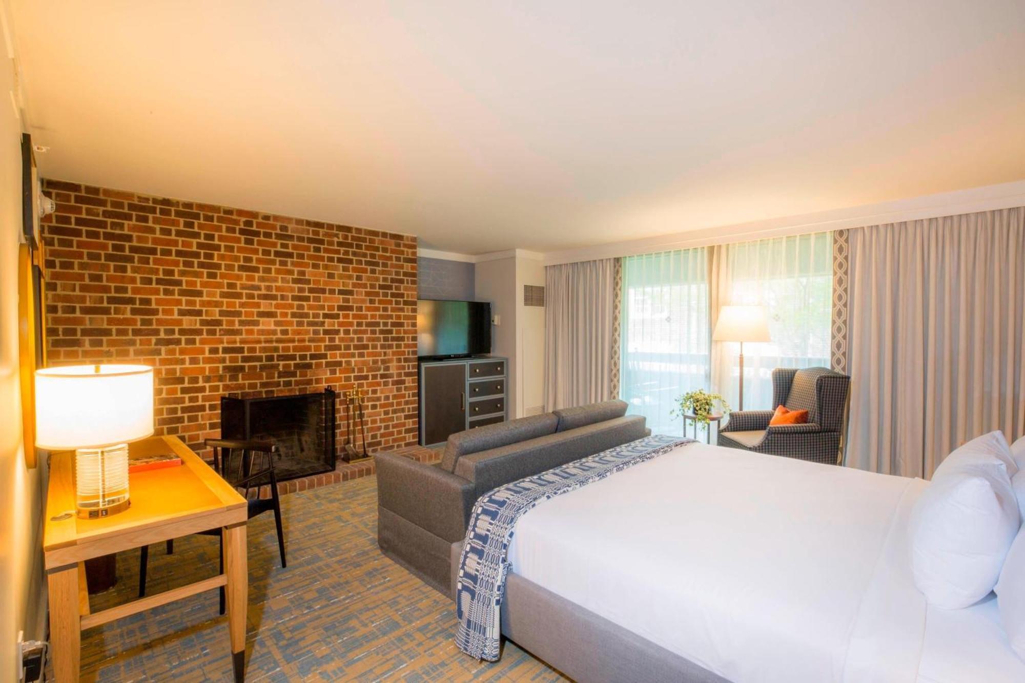 Premium King Room