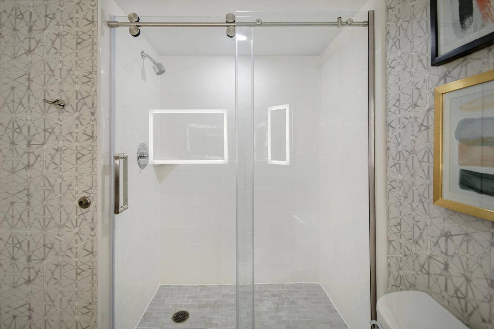 Standard Room,1563283462:JPEG