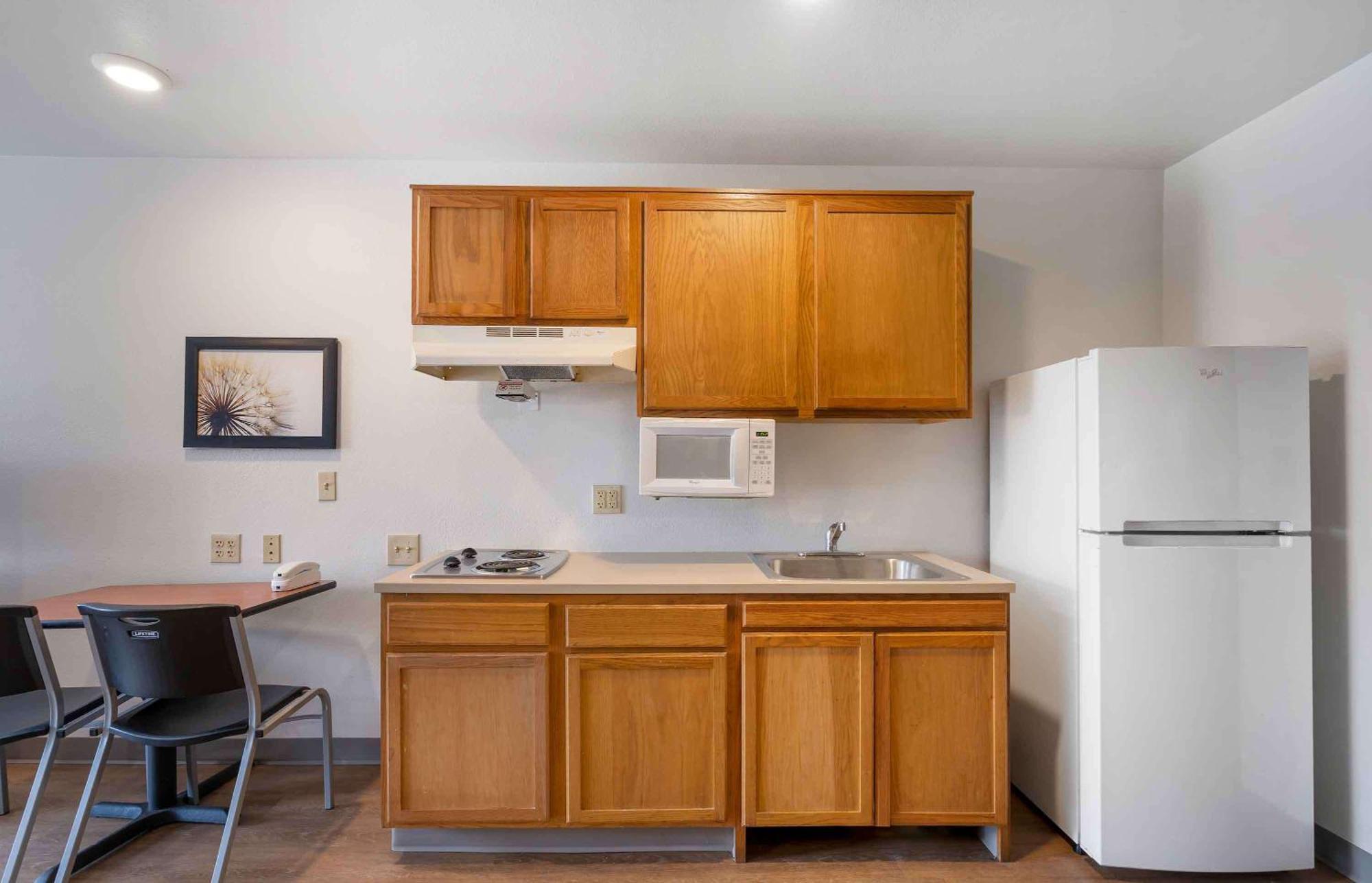 Double Room with Two Double Beds - Disability Access/Non-Smoking