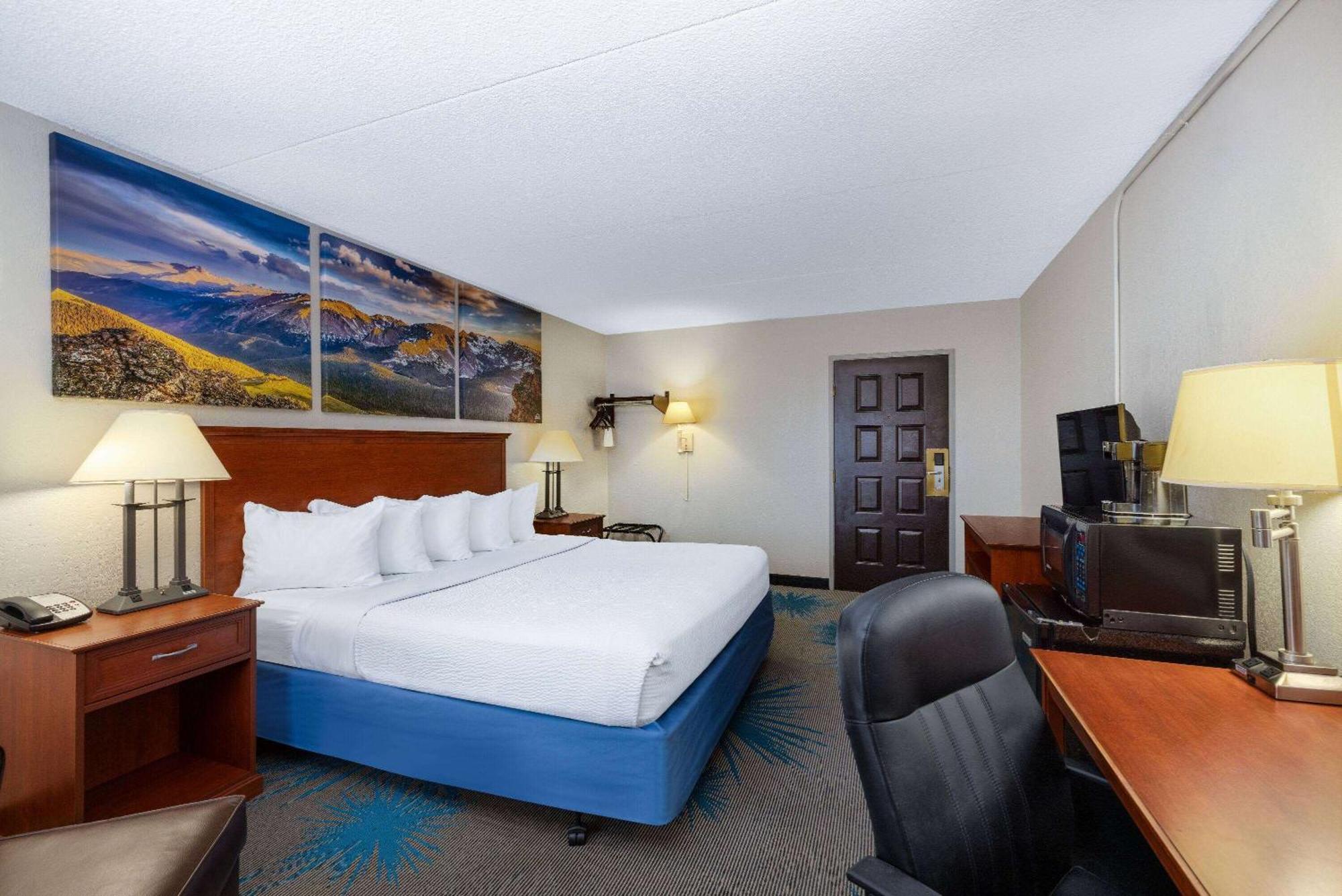 King Room - Non-Smoking
