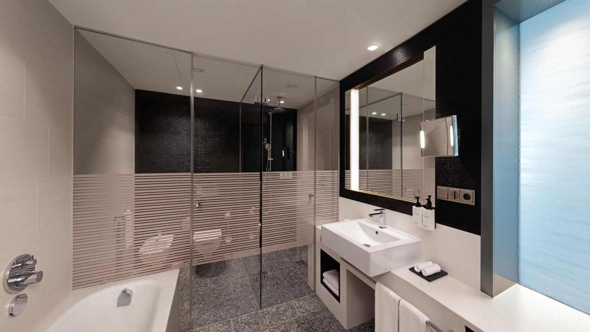 Premium King Room with City View - High Floor