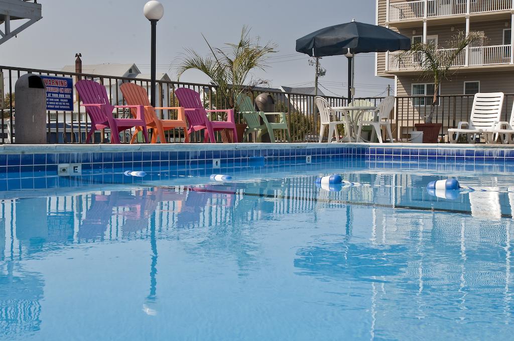 King Room with One King Bed and Balcony with Pool View