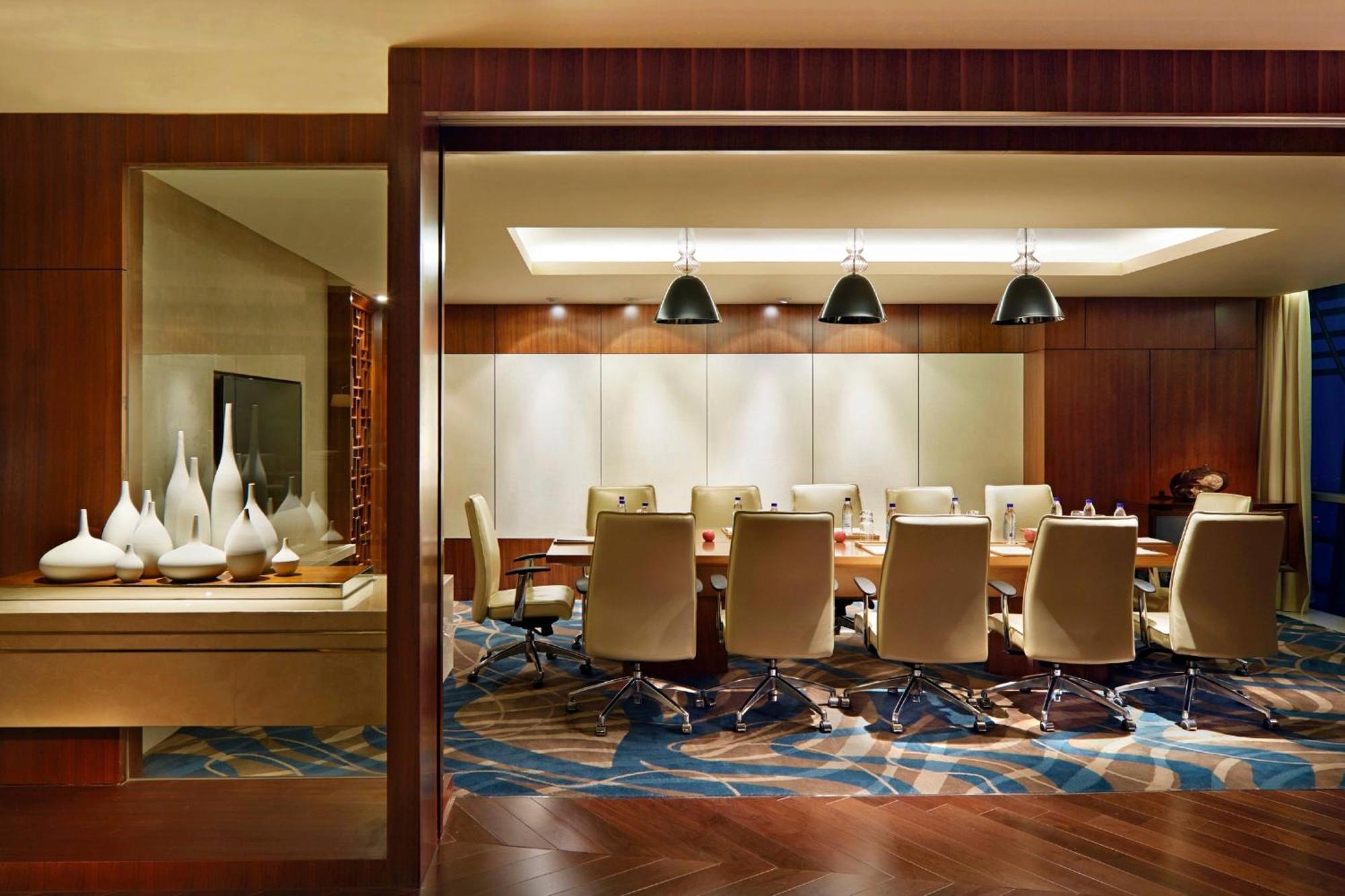 Executive King Room