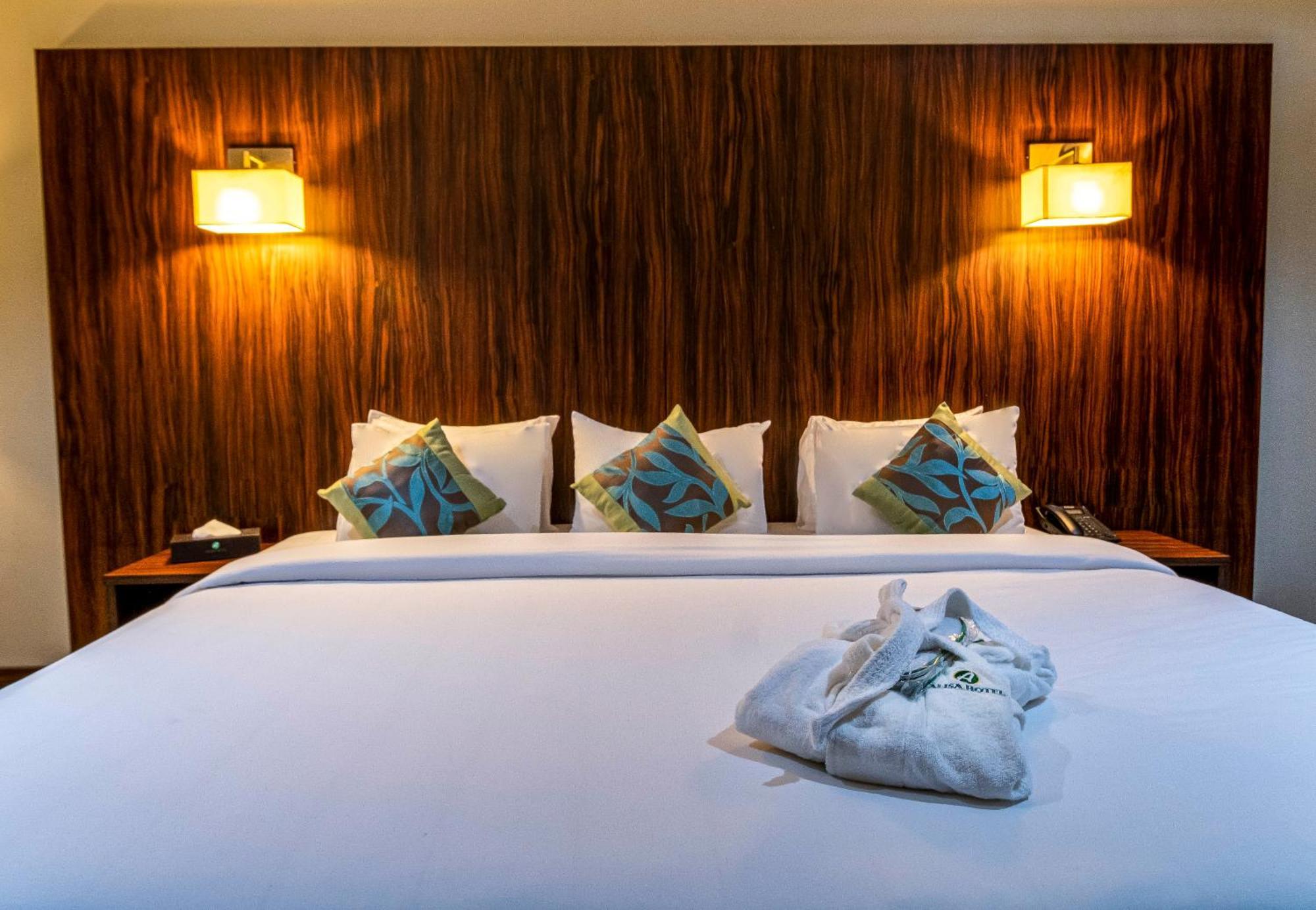 Queen Suite