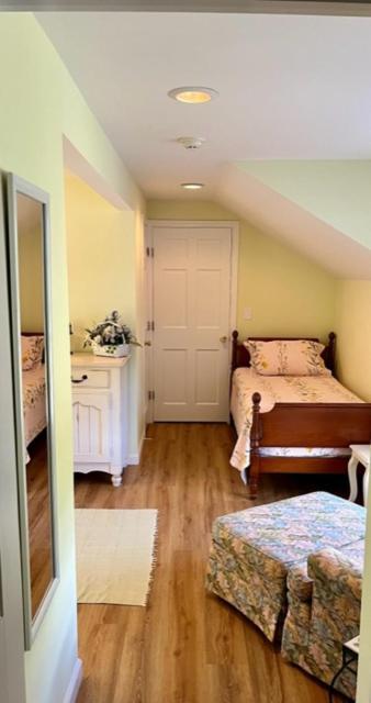 Queen Suite