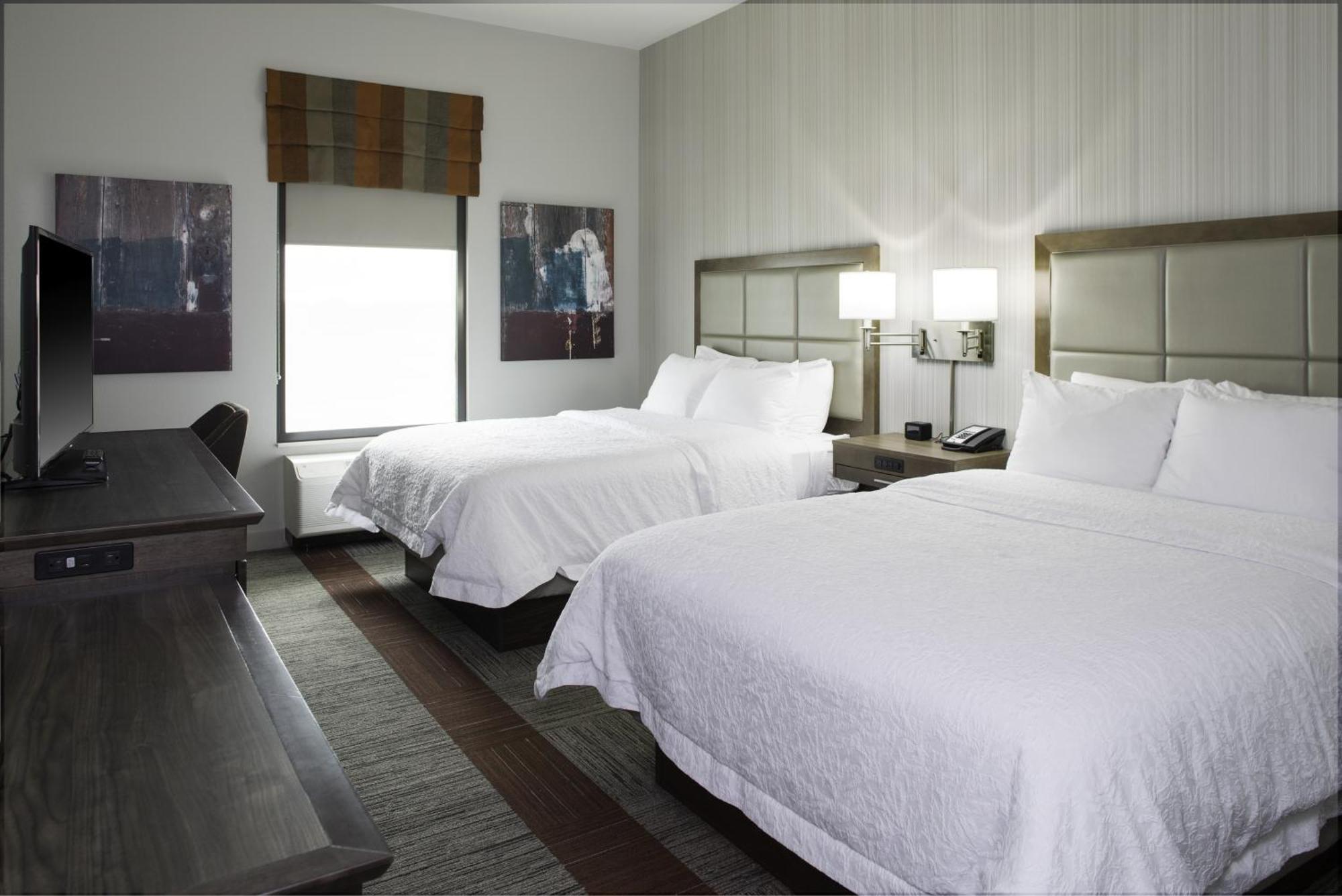 Queen Room with Two Queen Beds - Non-Smoking
