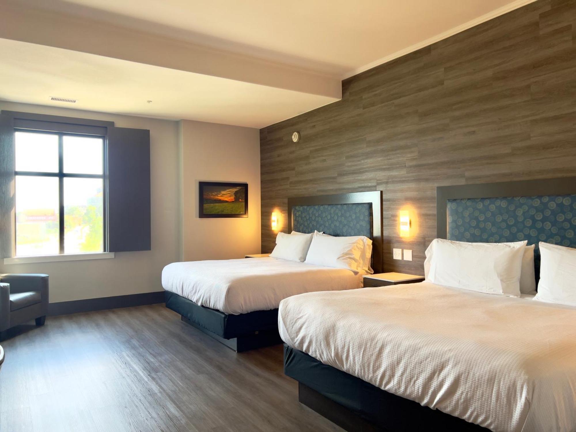 King Room with Two King Beds,1547356966:JPEG