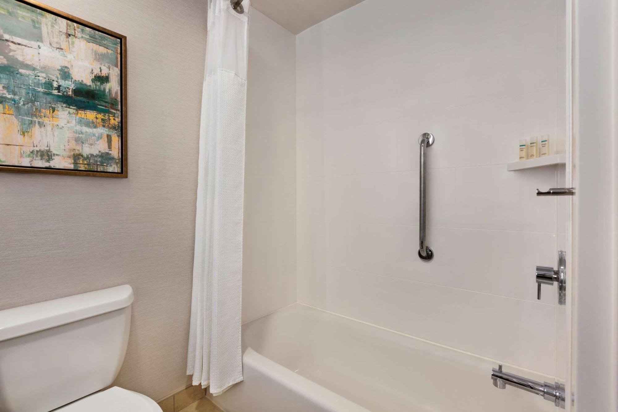 Premium Queen Room with Two Queen Beds