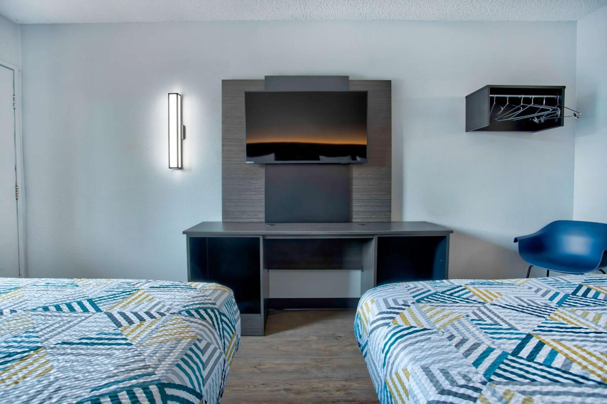 Quadruple Room - Smoking,1548813472:JPEG