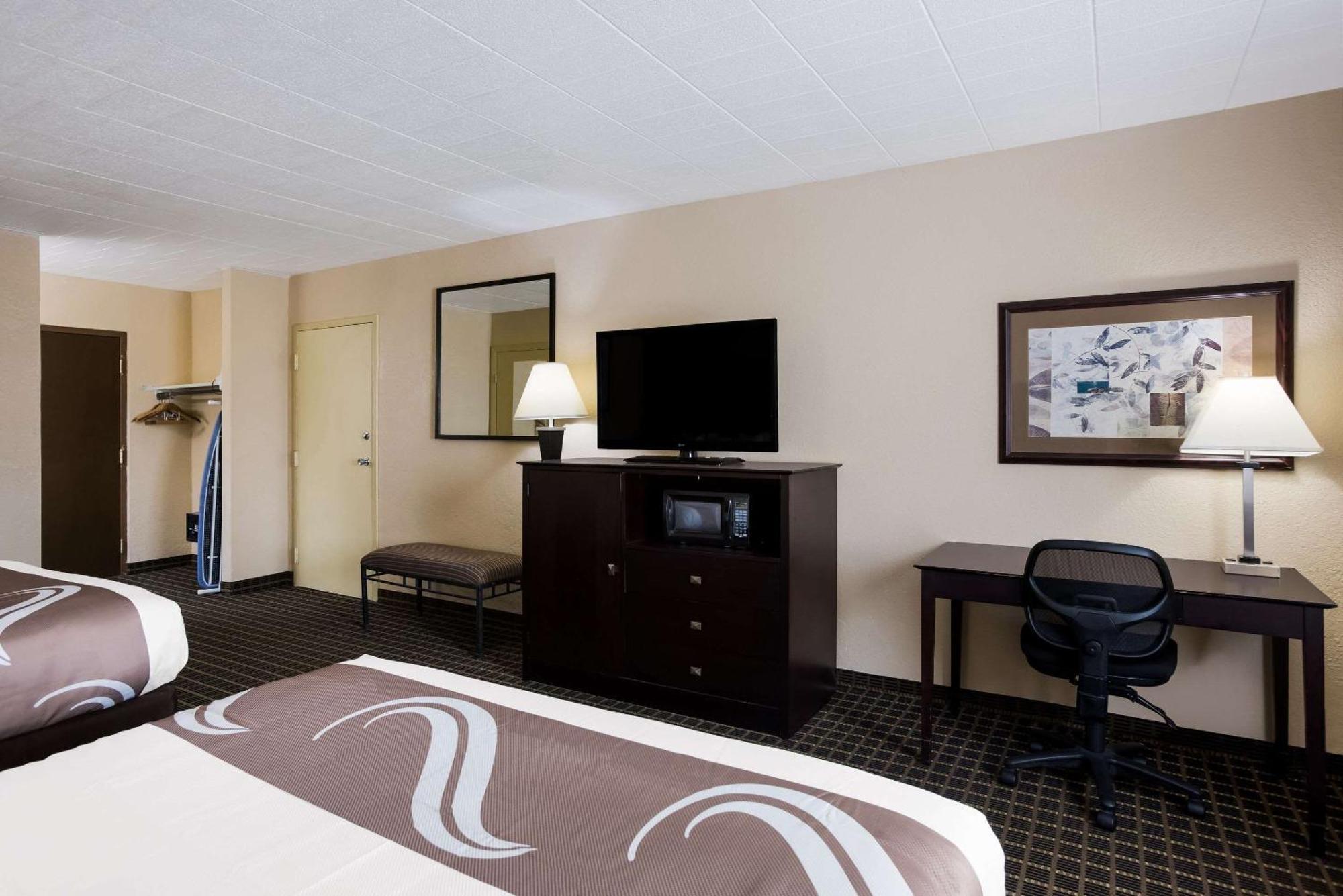 Queen Room with Two Queen Beds and Bath Tub - Accessible/Non-Smoking/Non-Pet Friendly