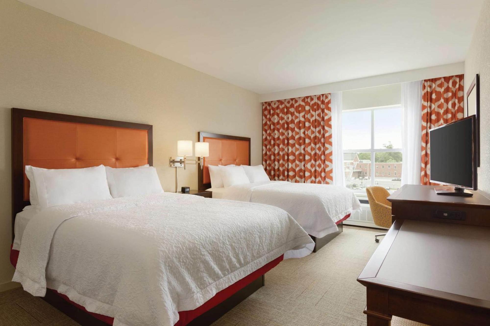 Queen Room with Two Queen Beds - Non-Smoking