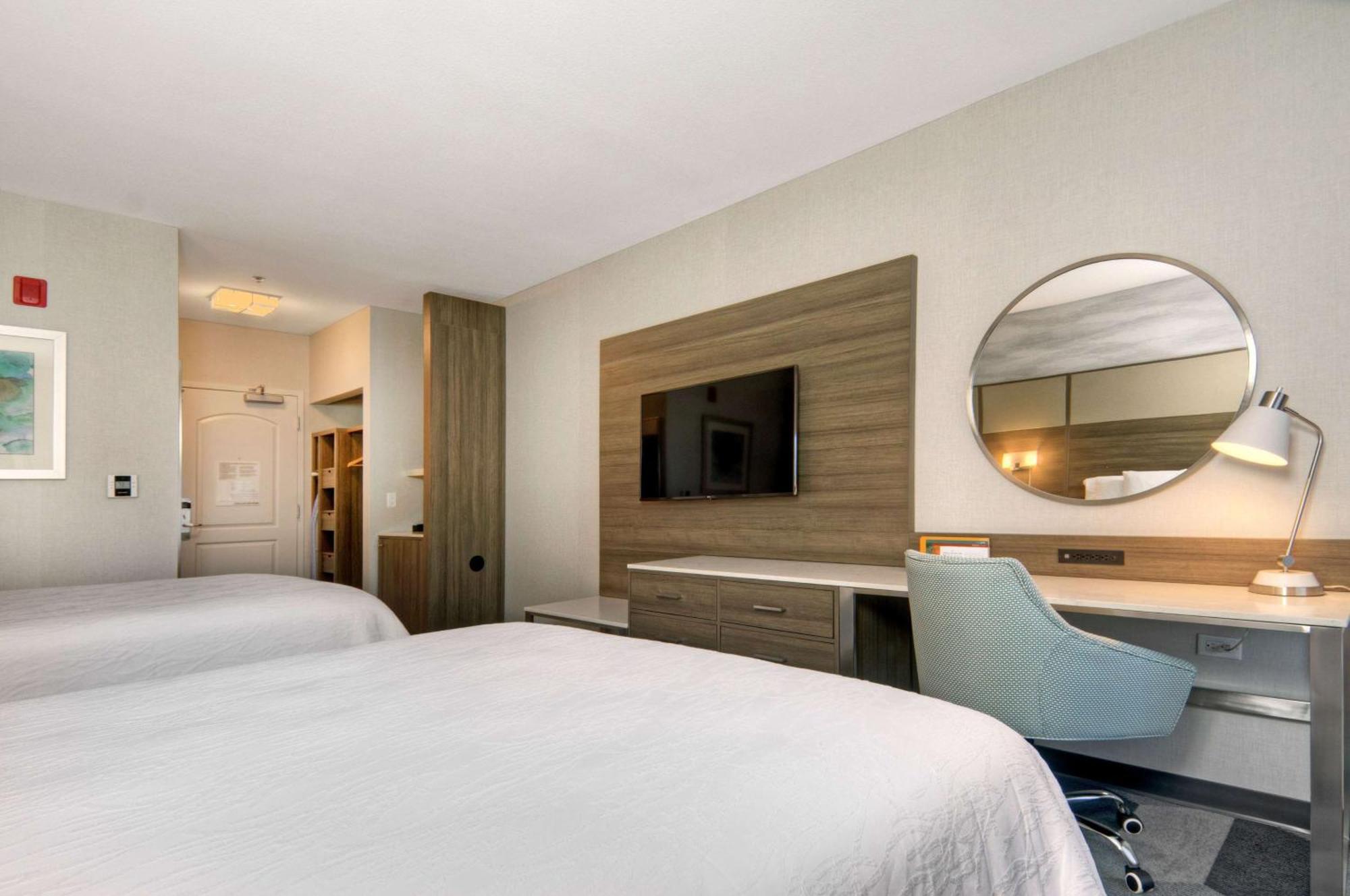 Premium Queen Room with Two Queen Beds
