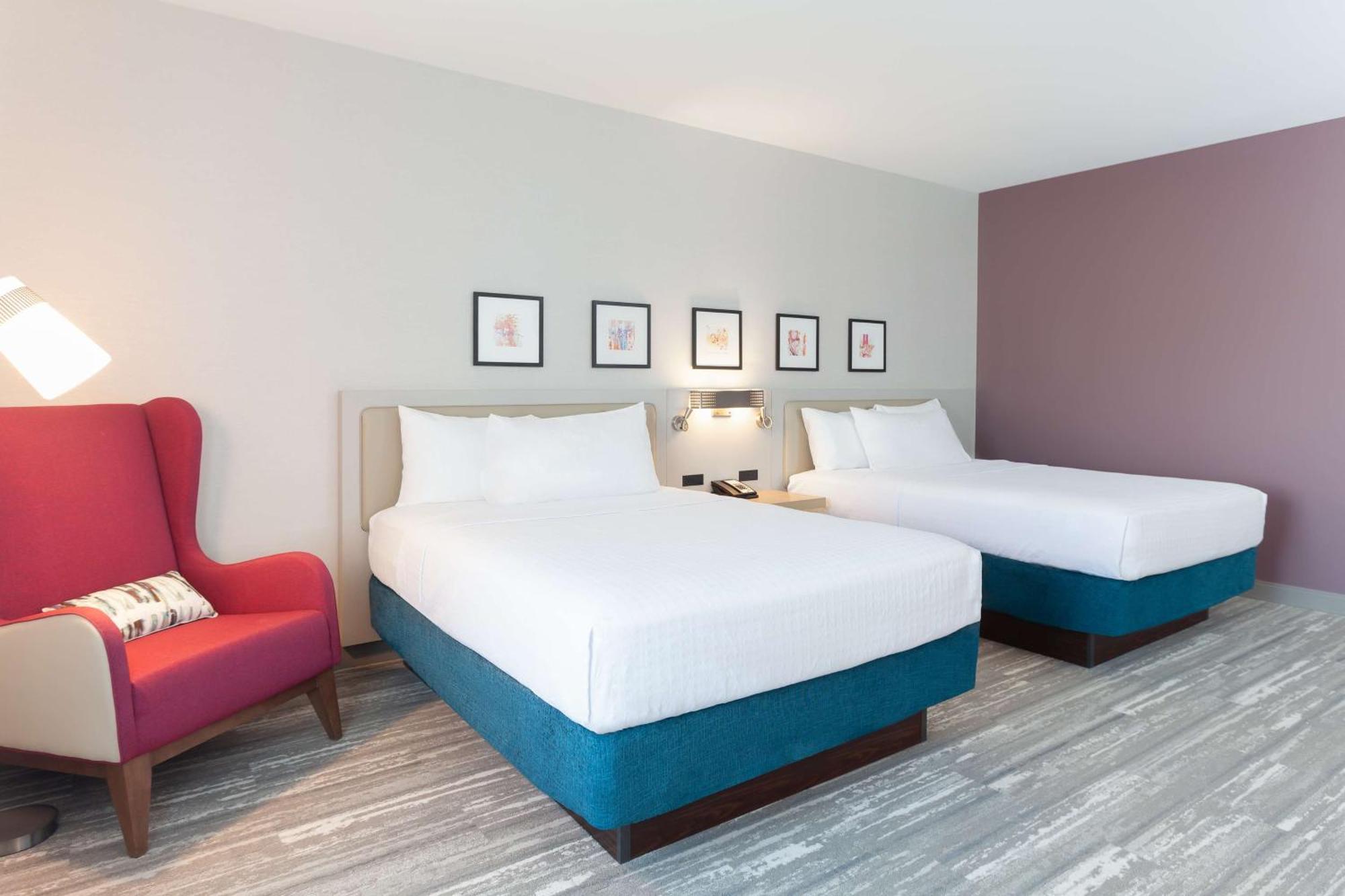 Queen Room with Two Queen Beds and Mountain View