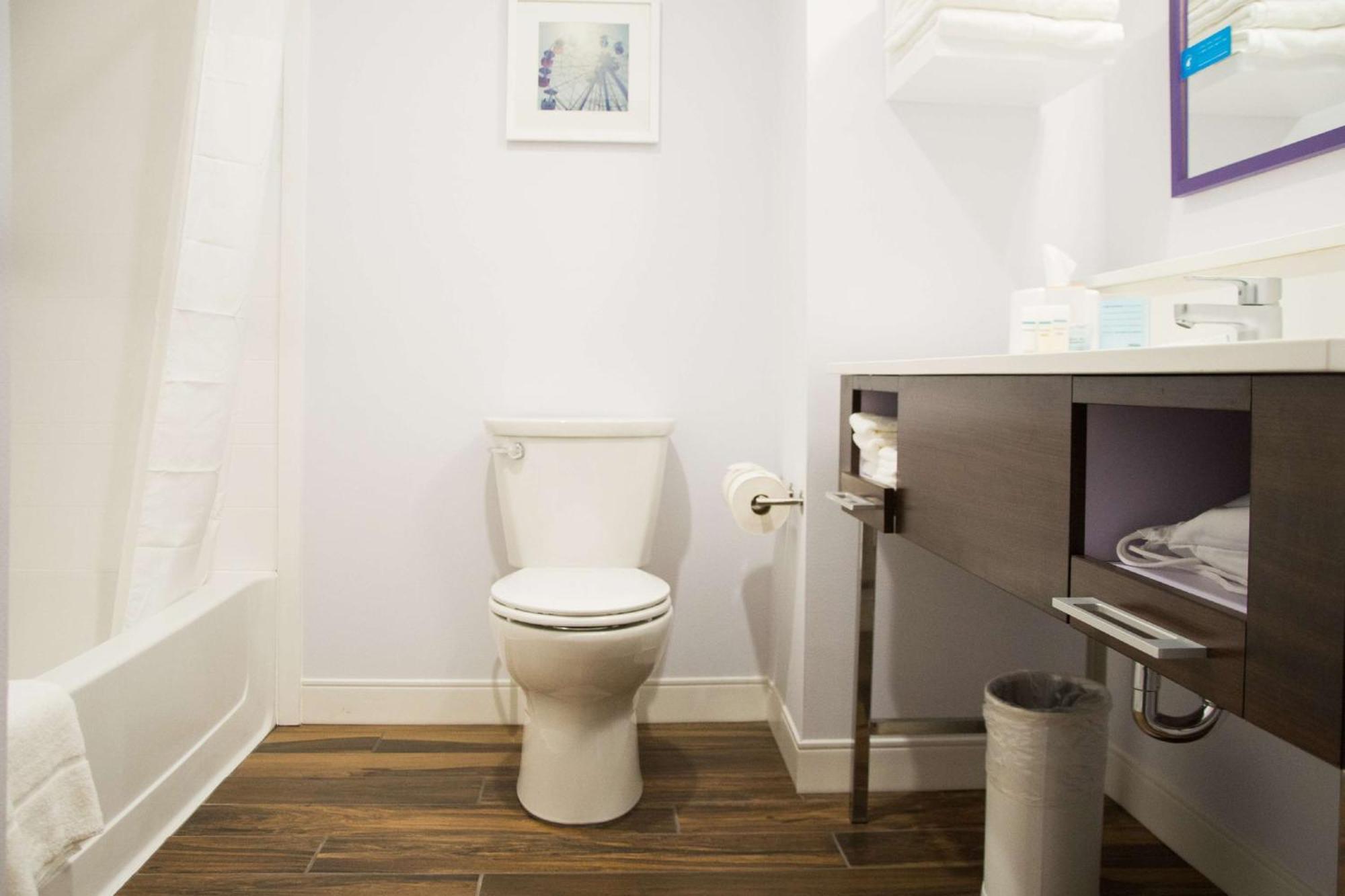 King Studio - Hearing Accessible