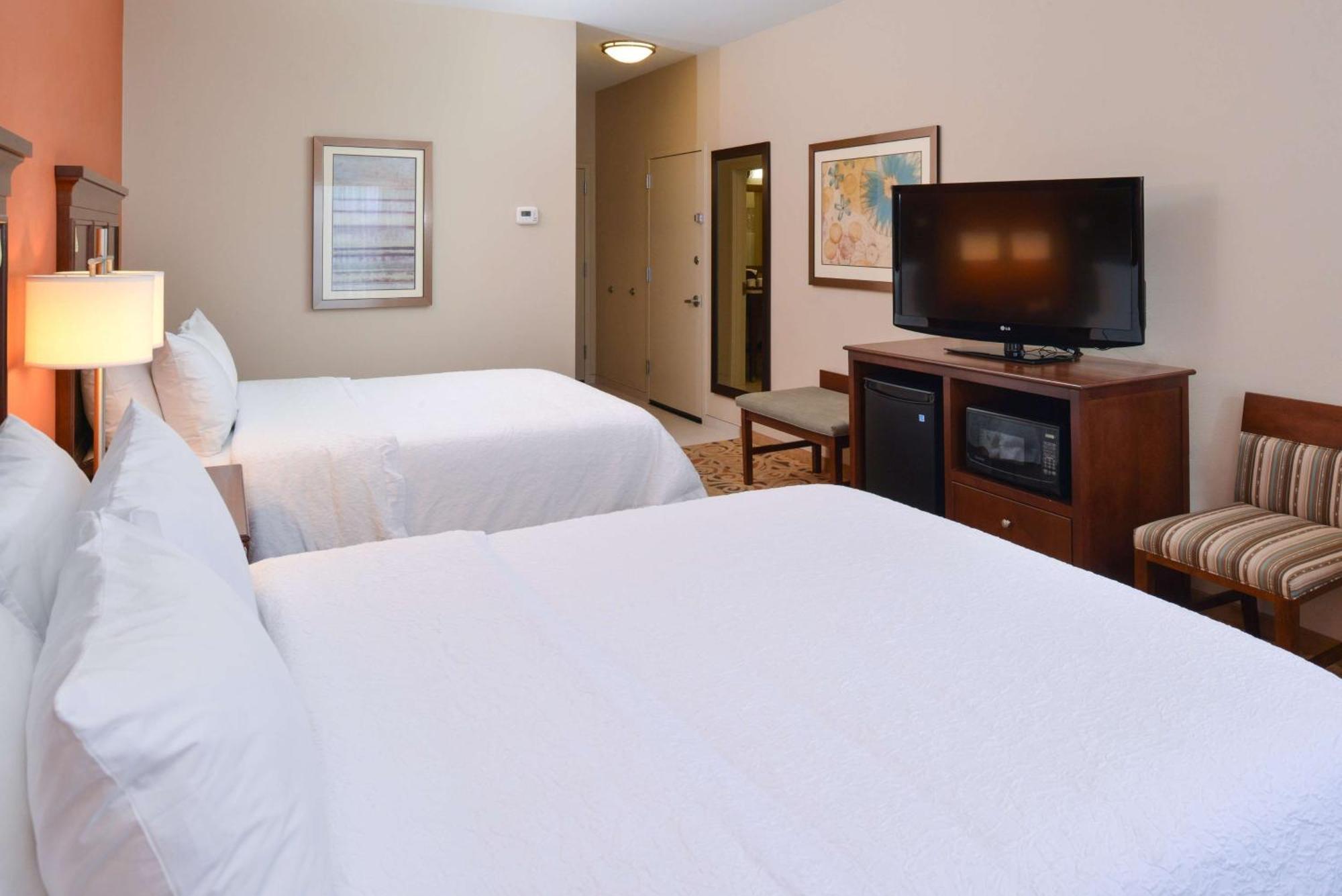 Room with Two Queen Beds - Non-Smoking