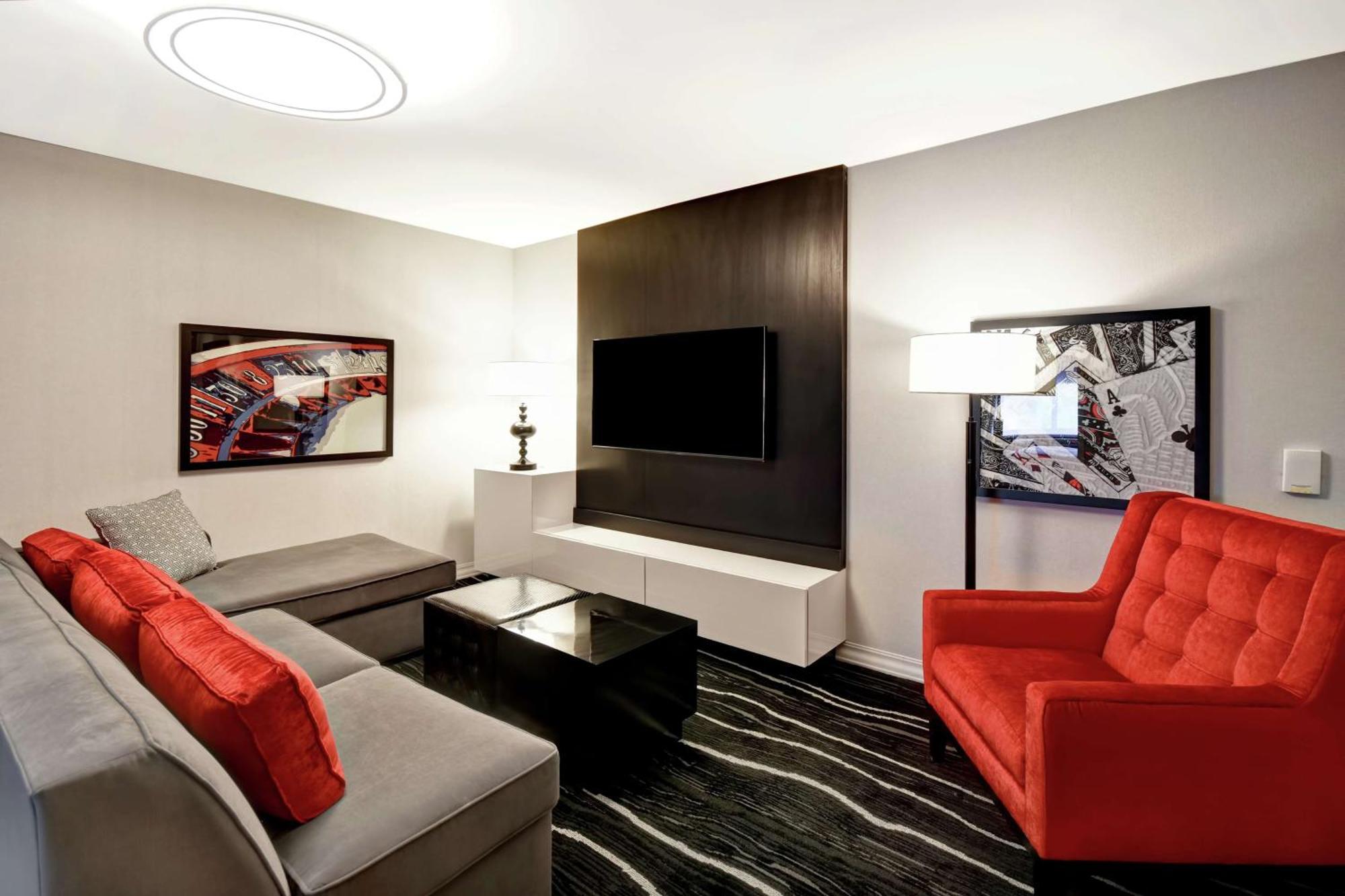 Two-Room King Suite