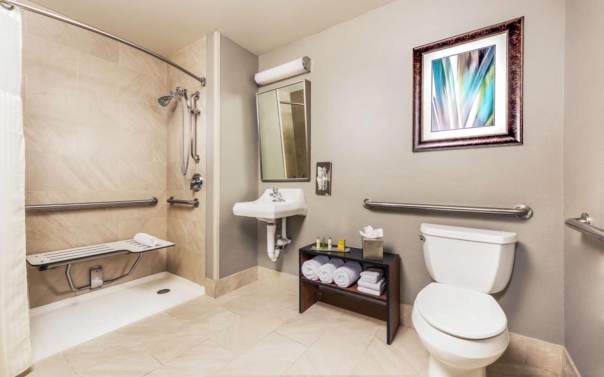 Double Room with One Double Bed - Disability Access
