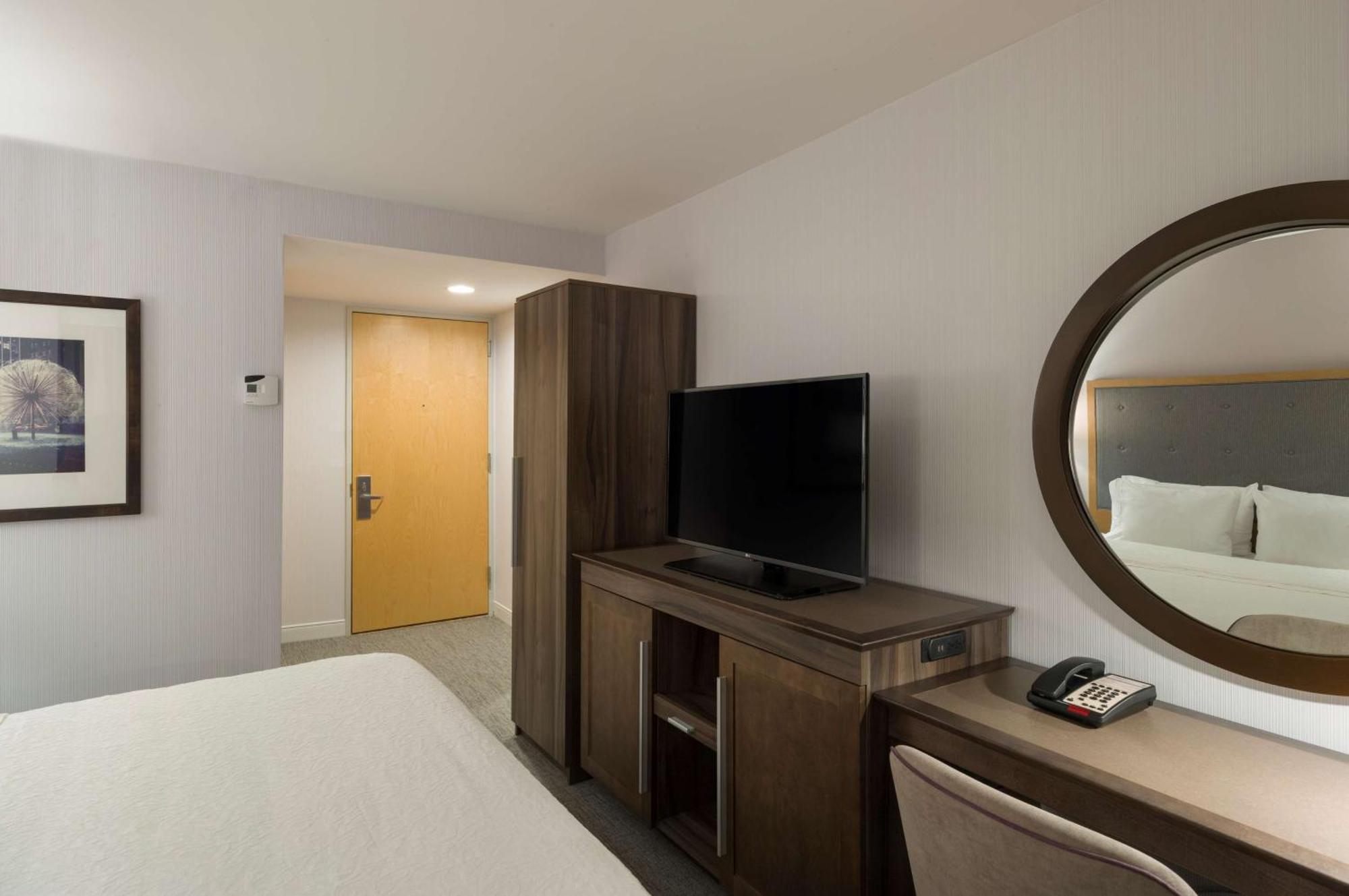 King Room with Roll in Shower
