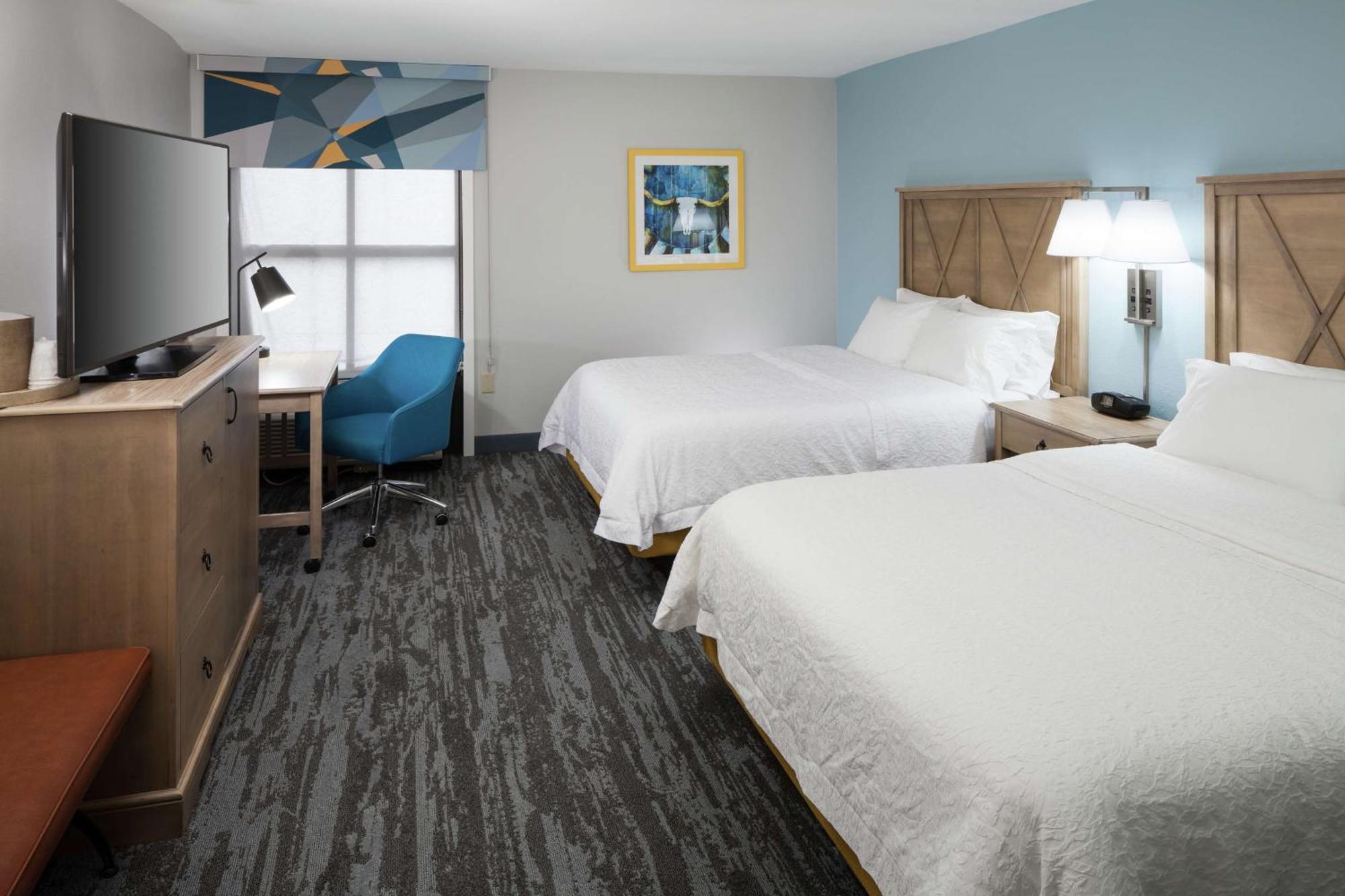 Room with Two Queen Beds - Non-Smoking