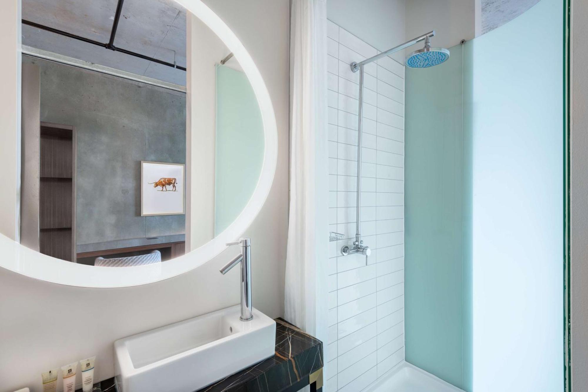 Double Room with Two Double Beds,1552319800:JPEG