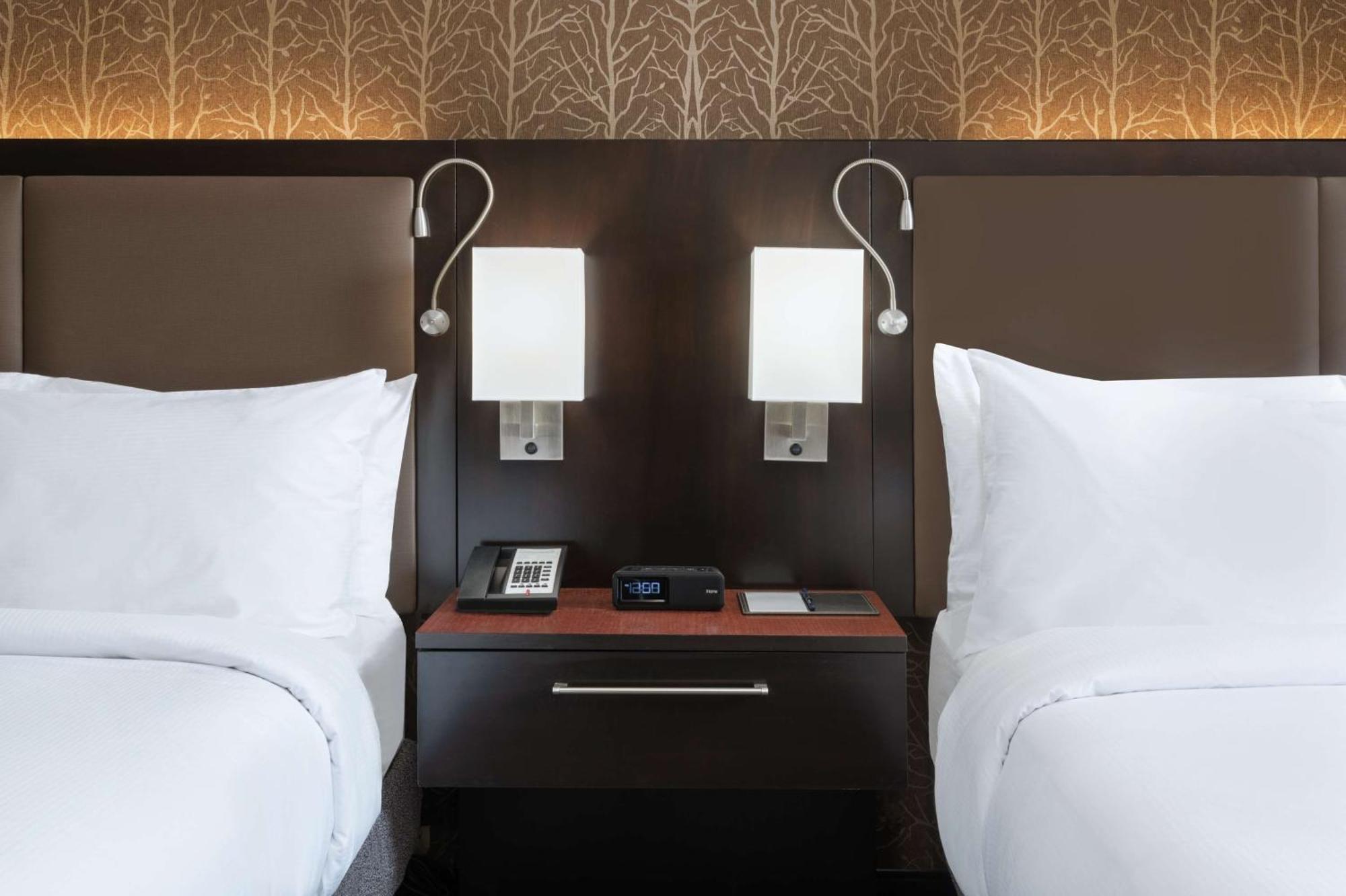 Queen Room with Two Queen Beds and Mountain View