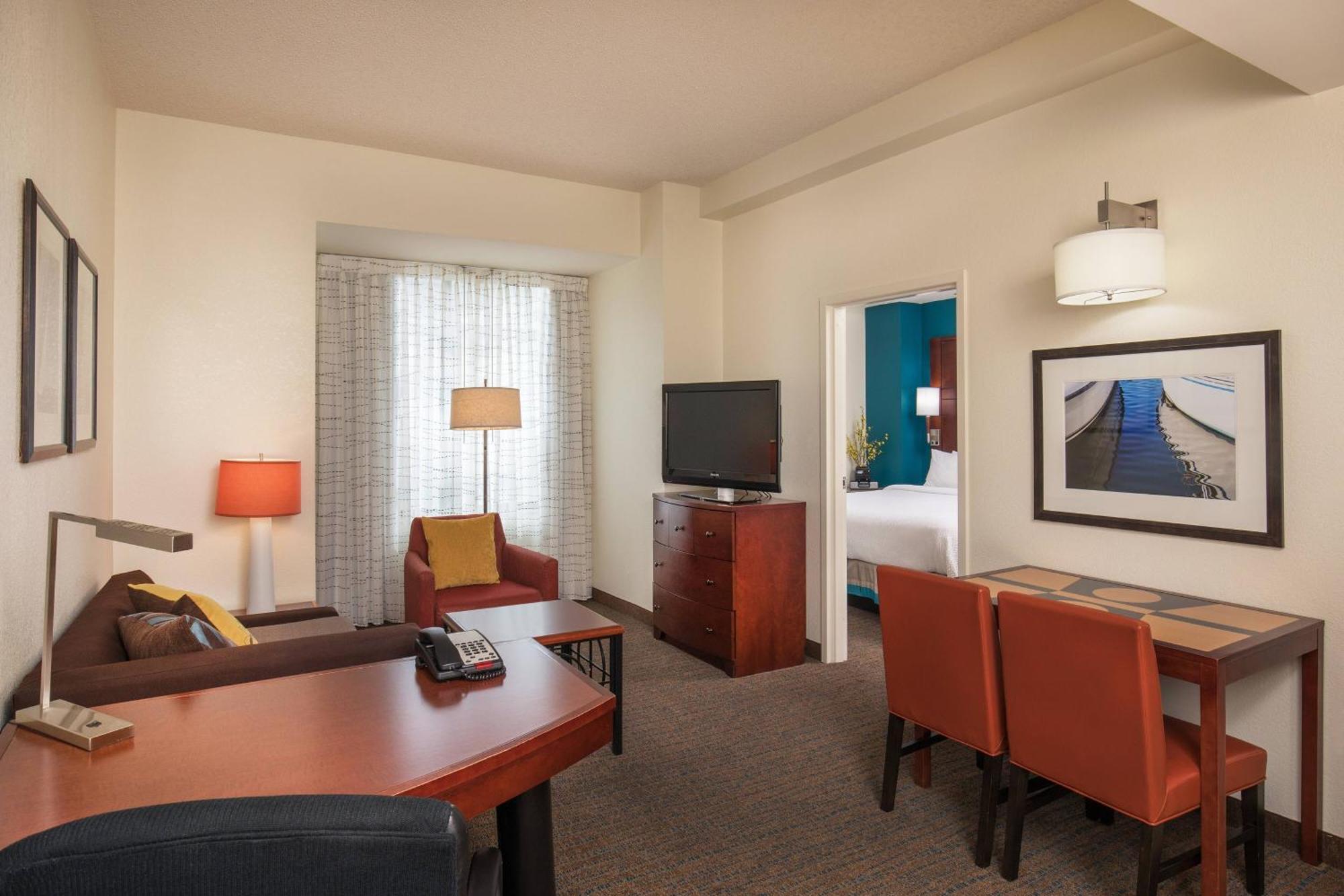 One-Bedroom King Suite,1552428511:JPEG