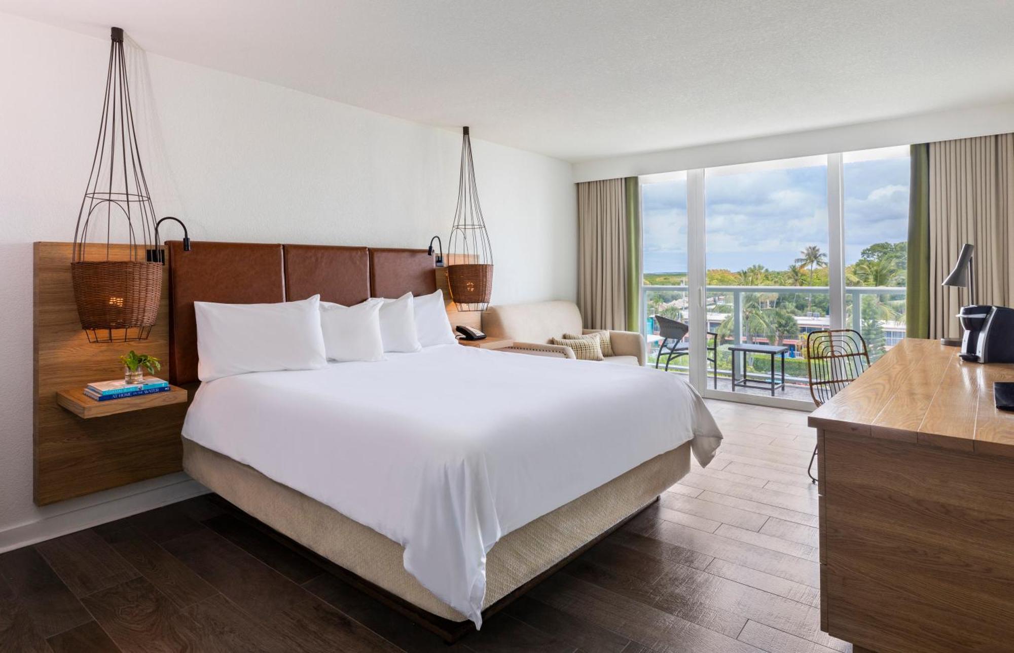 King Room,1616877262:JPEG