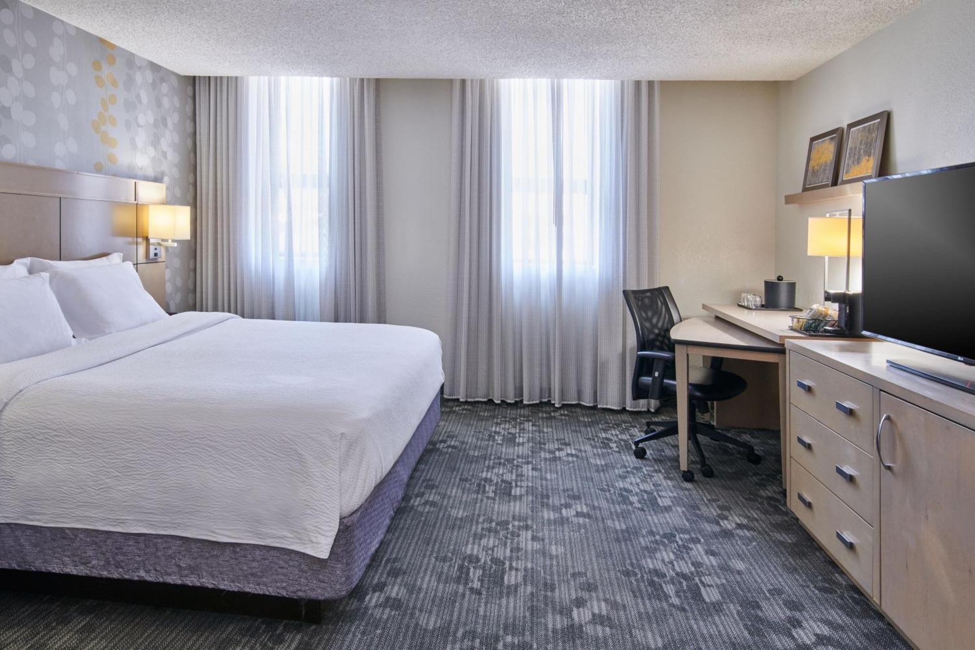 King Room with Sofa Bed