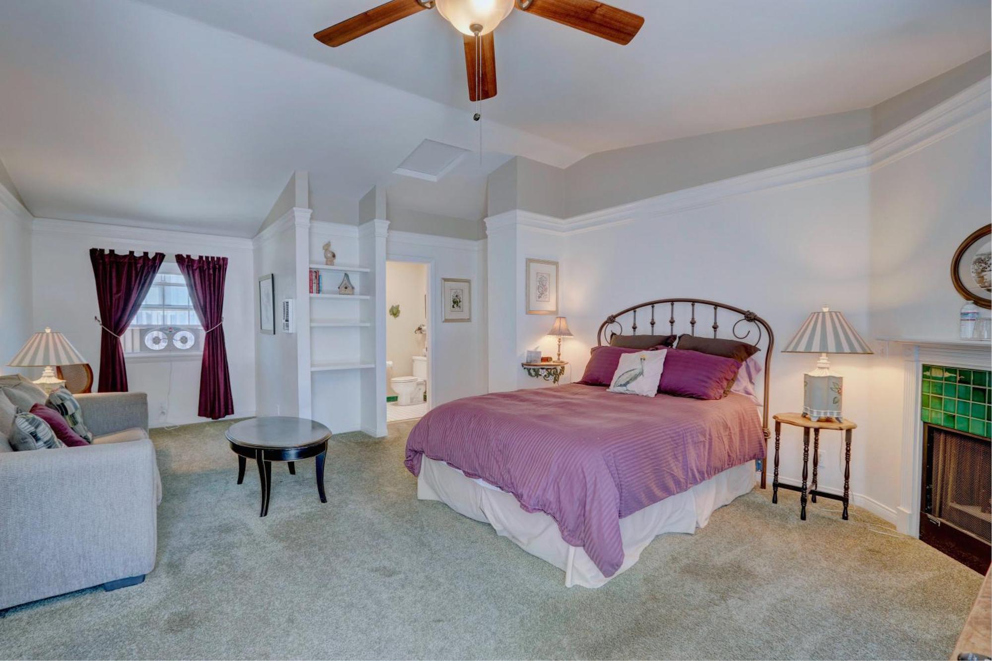 Queen Suite