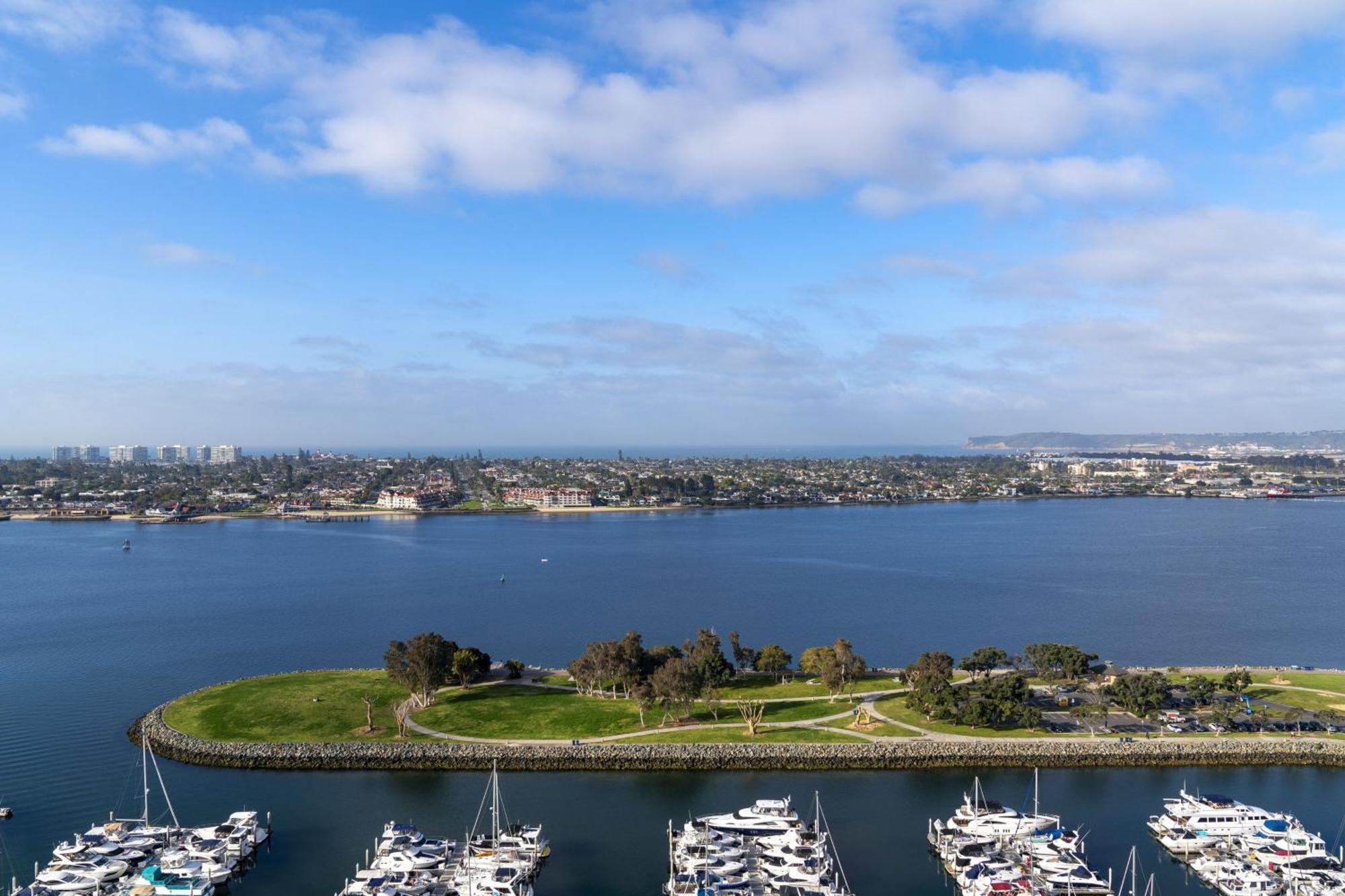 Deluxe King Room with Bay View - Newly Renovated/Mobility/Hearing Accessible with Roll-In Shower