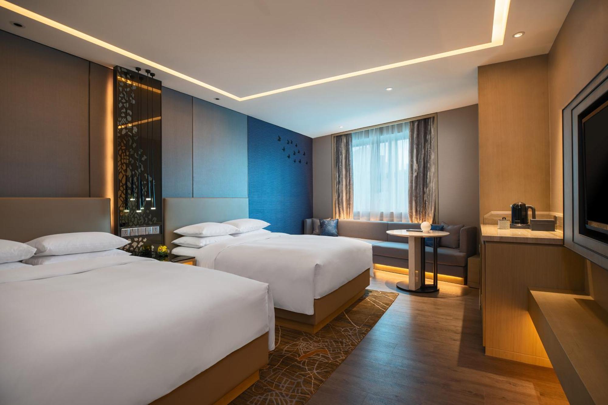 Double Room with Two Double Beds - High Floor