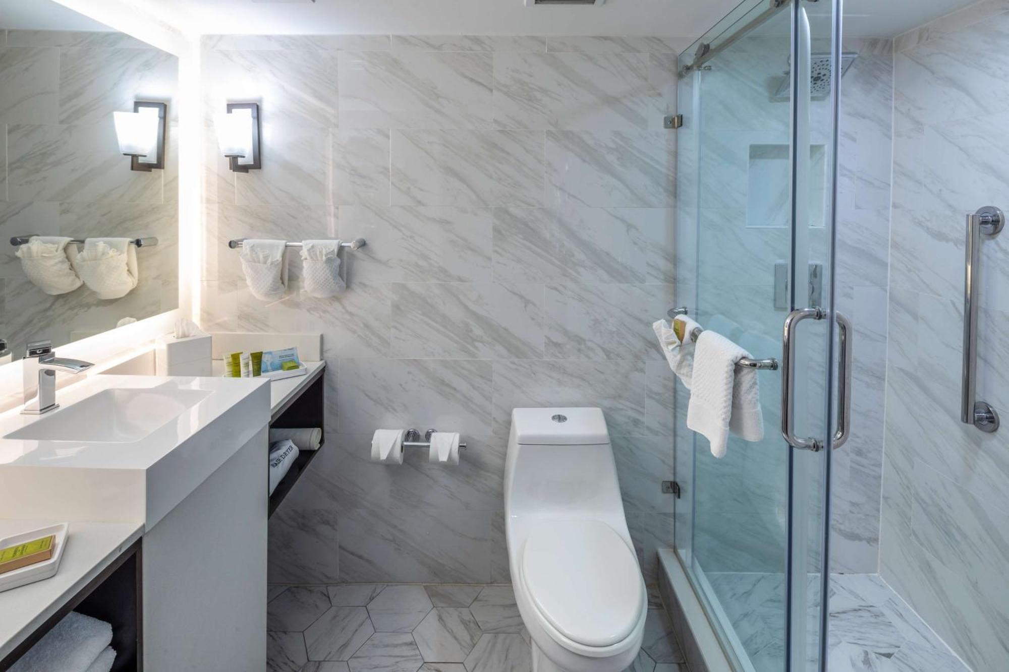 King Room - Non-Smoking,1609719164:JPEG