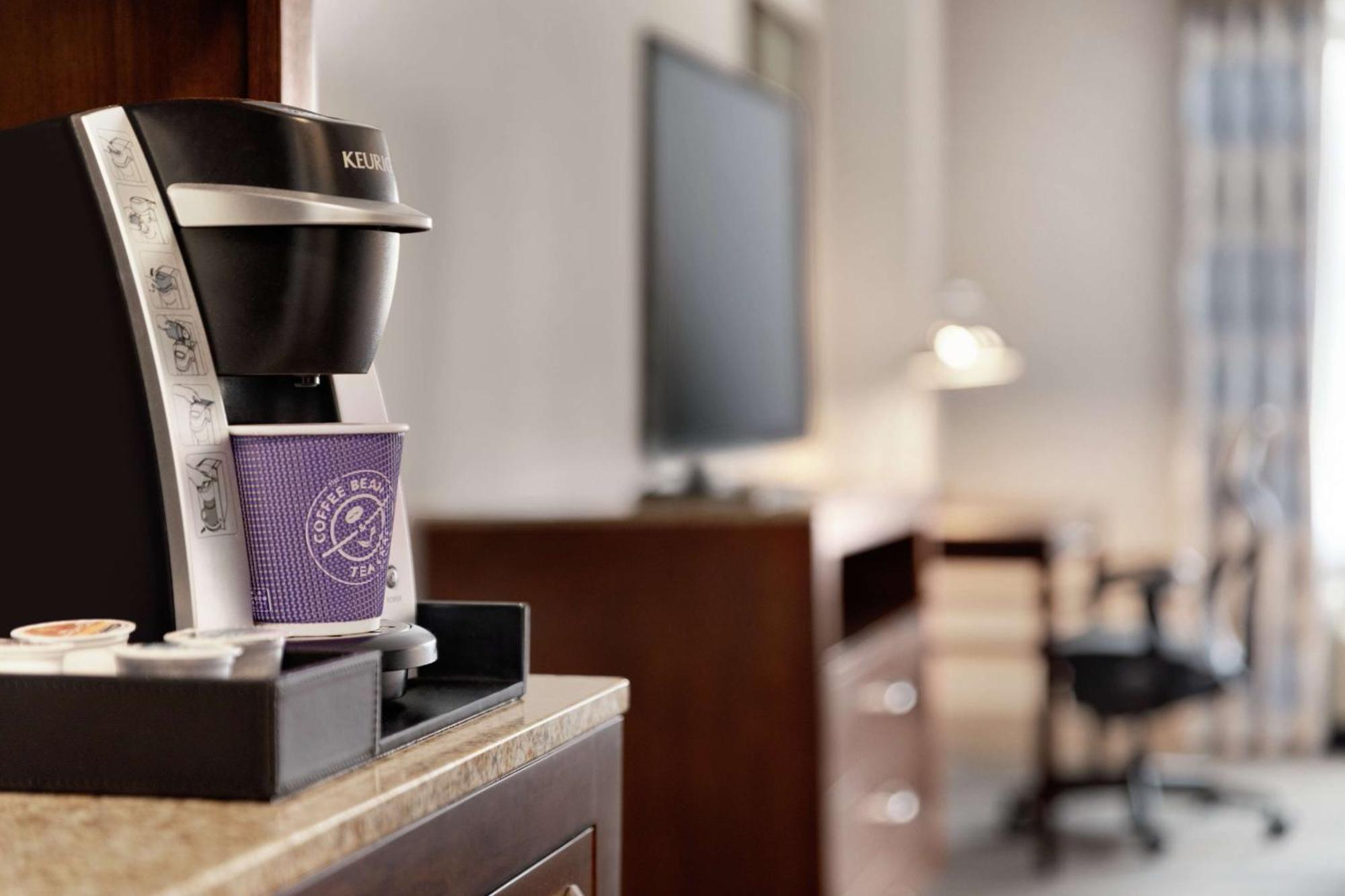 King Room,1557467083:JPEG