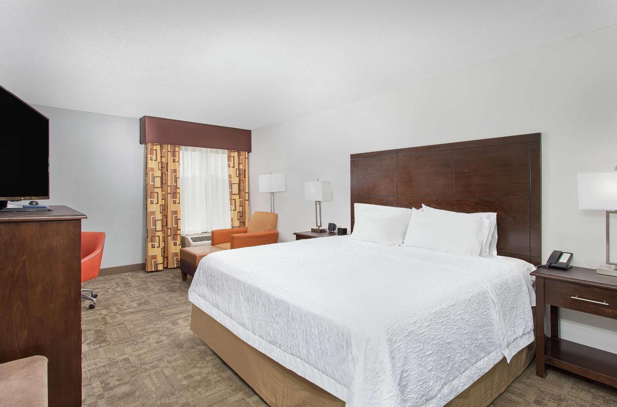 King Room - Non-Smoking