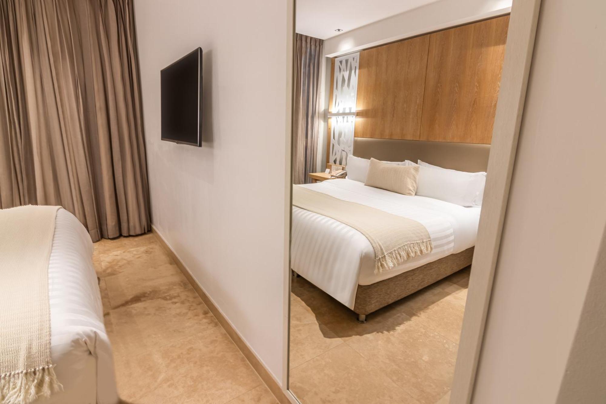 Standard Double Room,1557895711:JPEG