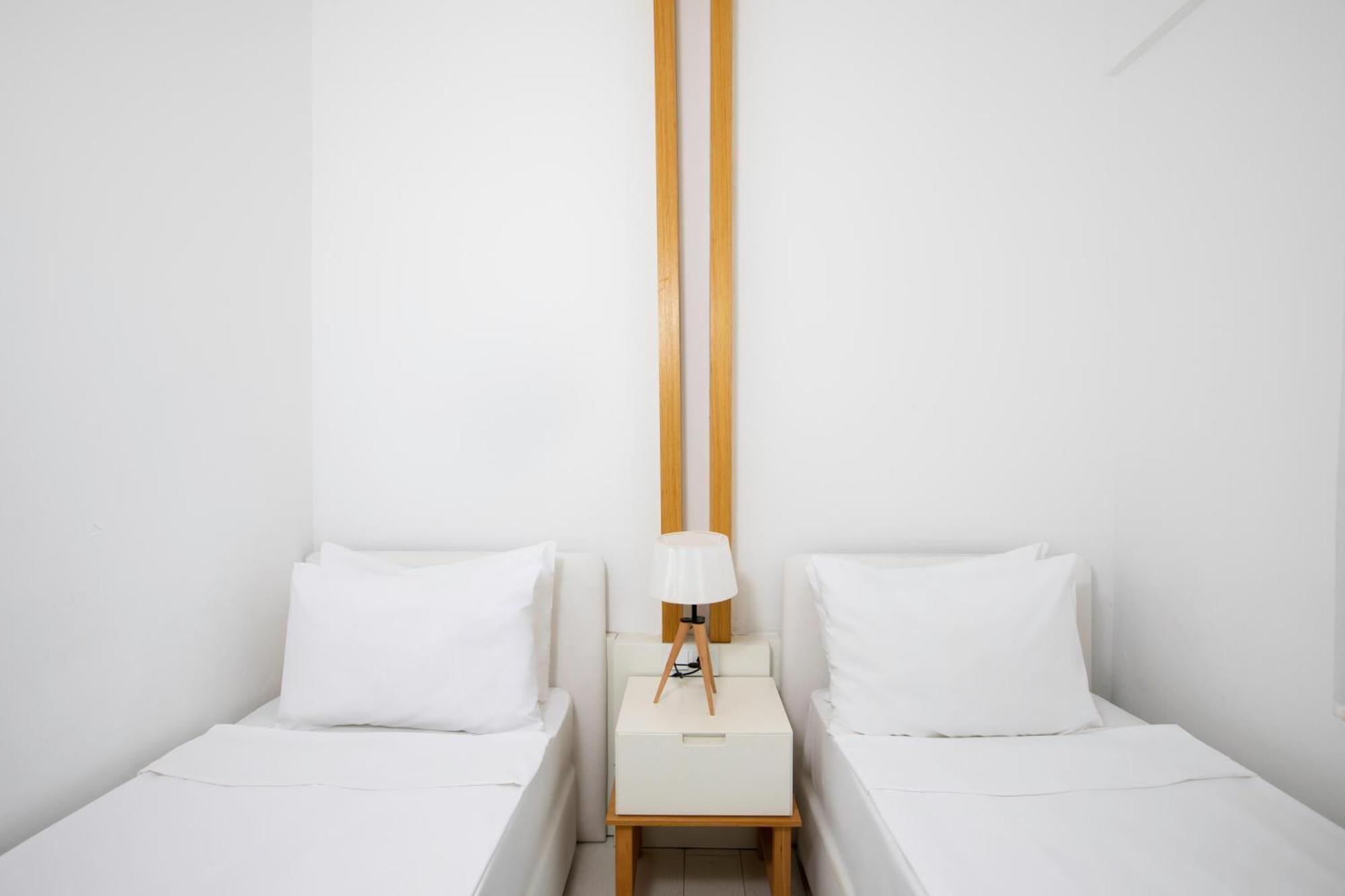 Family Room Two Bedrooms - Quadruple